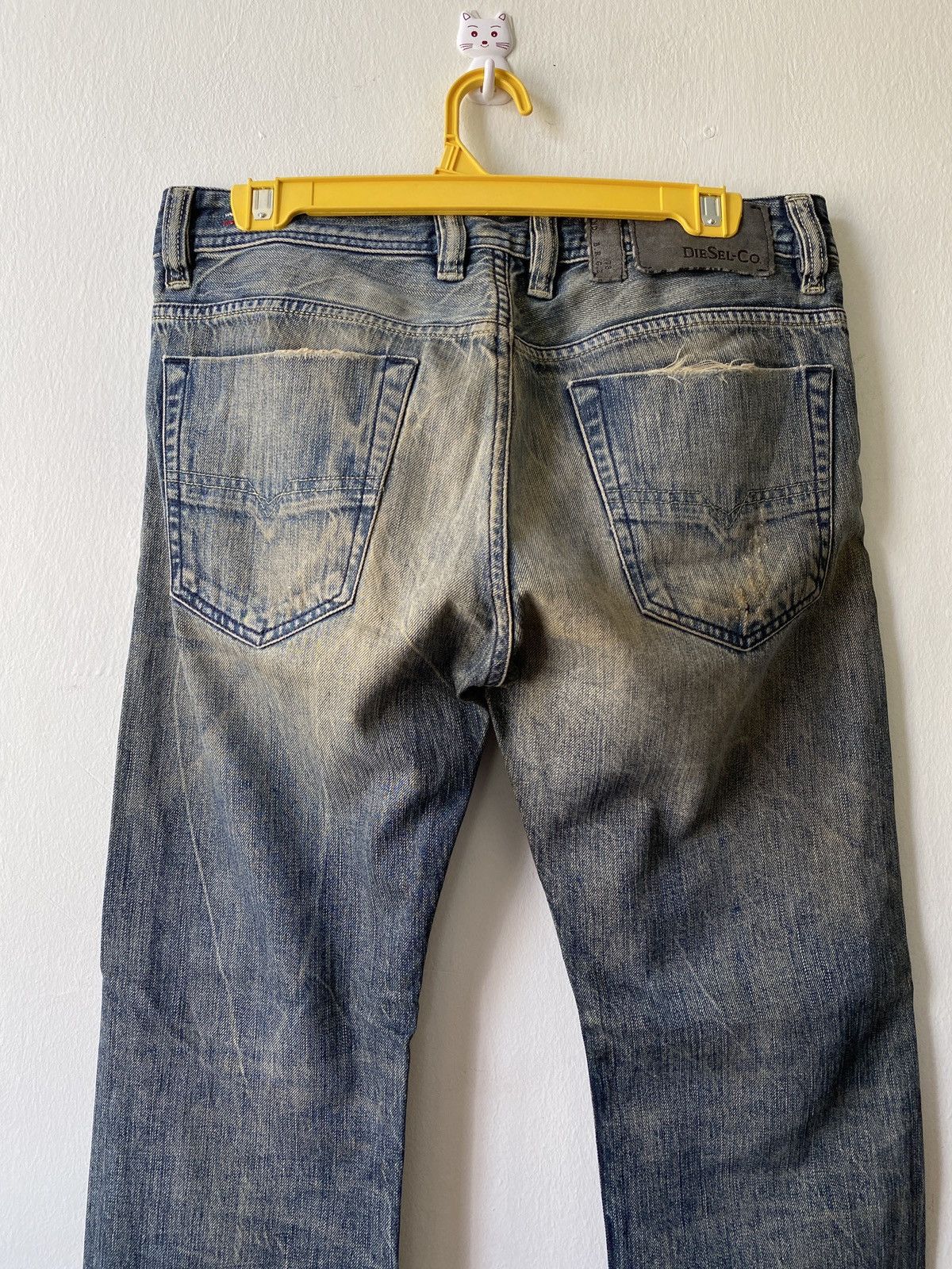 Diesel × Japanese Brand Diesel Viker-R-Box Regular Straight Distressed Denim Size US 30 / EU 46 - 11 Thumbnail