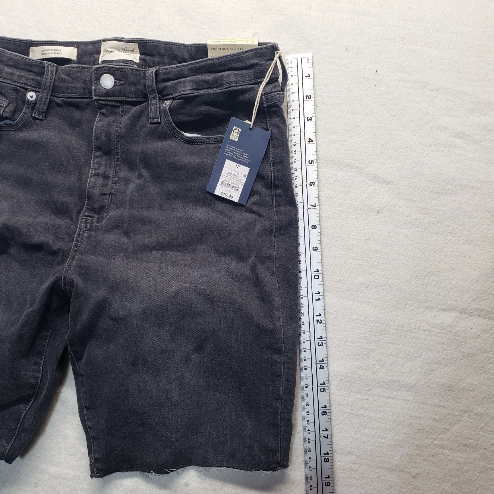 Vintage NEW Universal Thread Bermuda Shorts Women's 12/31R 5-Pocket High Rise Cotton Blend Denim Blue 12 Regular Womens Bermuda Shorts Size 34" / US 12 / IT 48 - 5 Thumbnail
