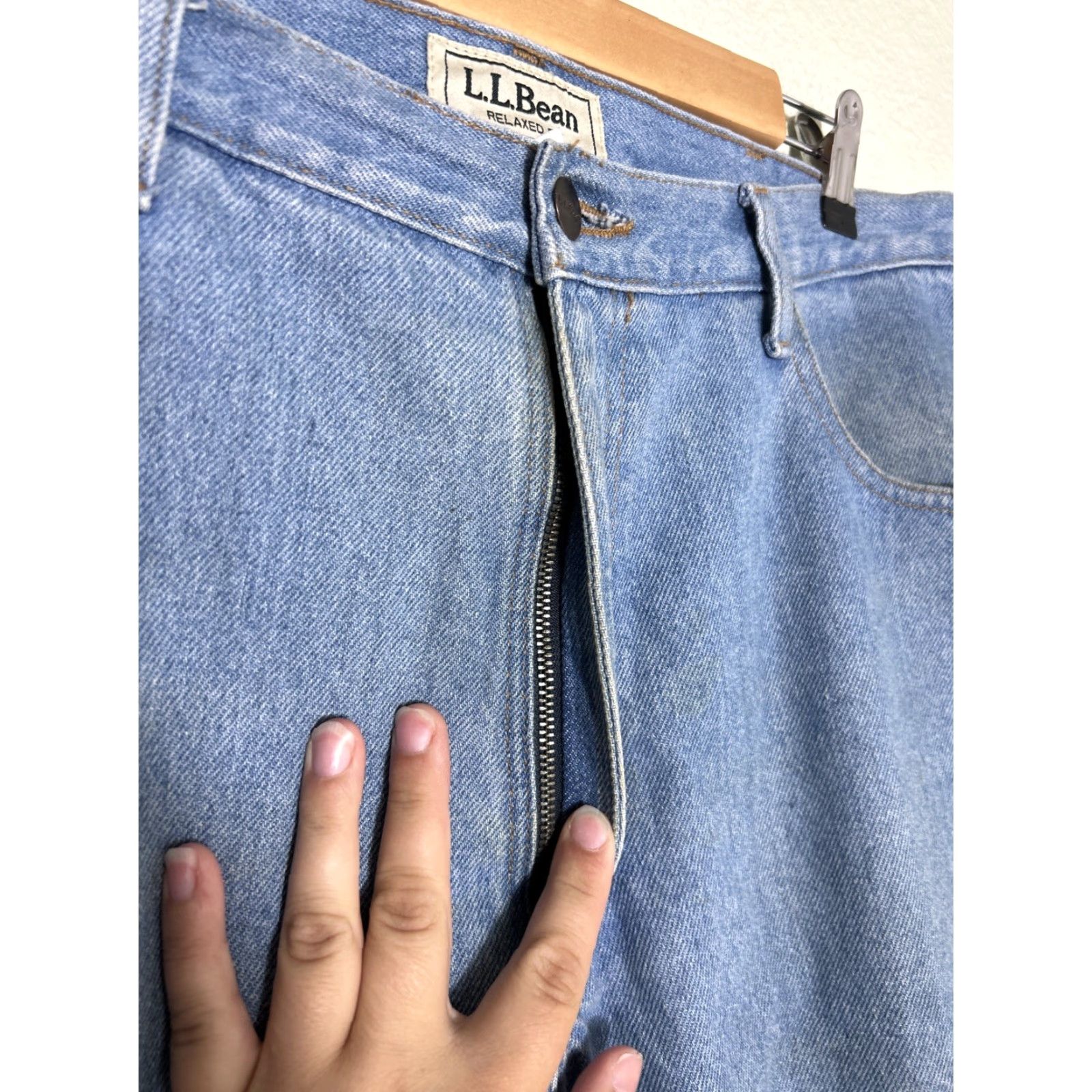 Vintage LL Bean Jeans Mens 38x29 Relaxed Fit Denim Straight Leg Cotton Pants 134770 Size US 38 / EU 54 - 6 Thumbnail