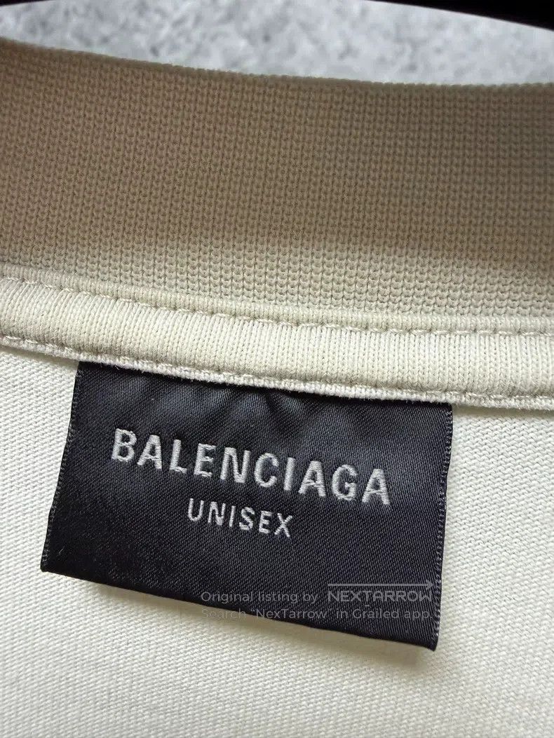 Balenciaga Balenciaga Short Sleeve T-Shirt Size US S / EU 44-46 / 1 - 3 Thumbnail