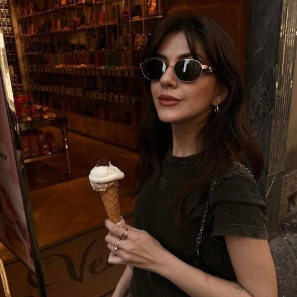 Gucci Gucci GG1593S 001 Sunglasses Endura Gold Oval Frame, Grey Size ONE SIZE - 3 Thumbnail