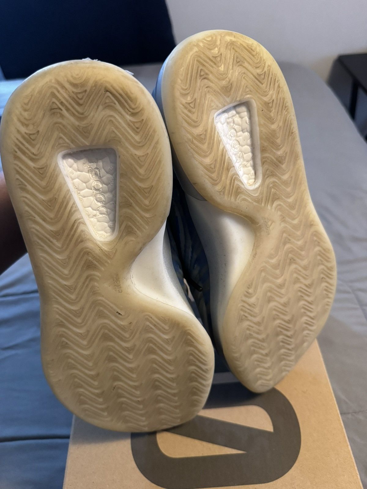 Adidas Adidas Yeezy Quantum “Frozen” Size US 10 / EU 43 - 5 Thumbnail