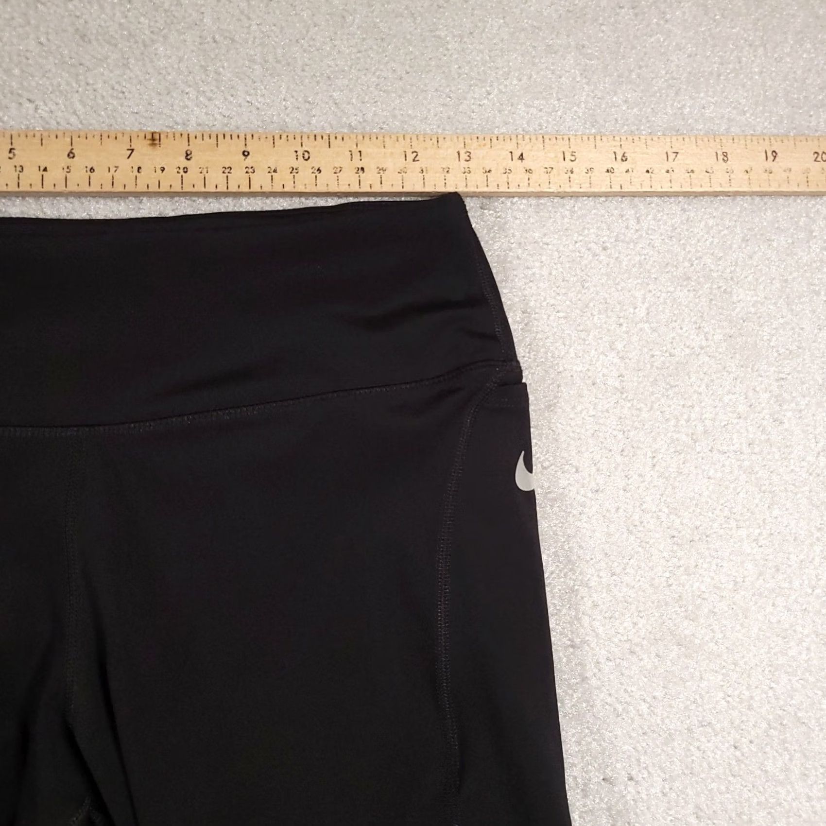 Nike Nike Dri-Fit Capri Leggings Women's Medium Black Running Zip Pocket Drawstring Pants Size 32" / US 10 / IT 46 - 5 Thumbnail
