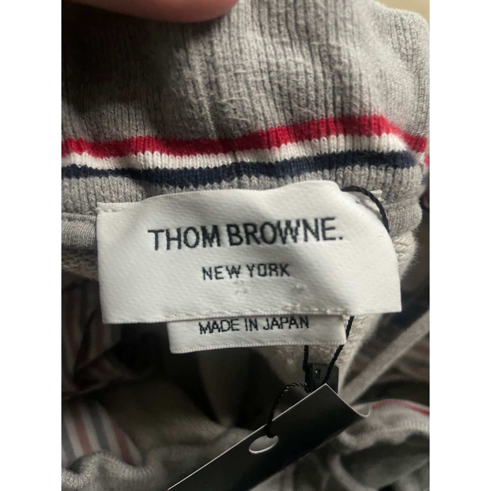 Thom Browne Thom Browne Sweats Grey Used 0 (XS) Size 25" / US 0 / IT 36 - 3 Thumbnail