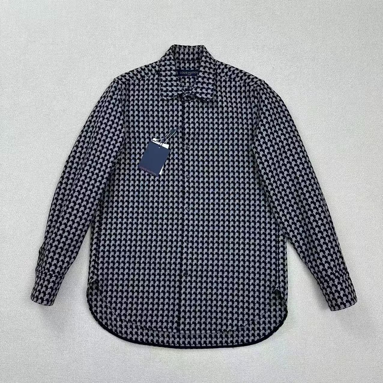Louis Vuitton louis vuitton houndstooth wool shirt jacket Size US XS / EU 42 / 0 - 1 Preview