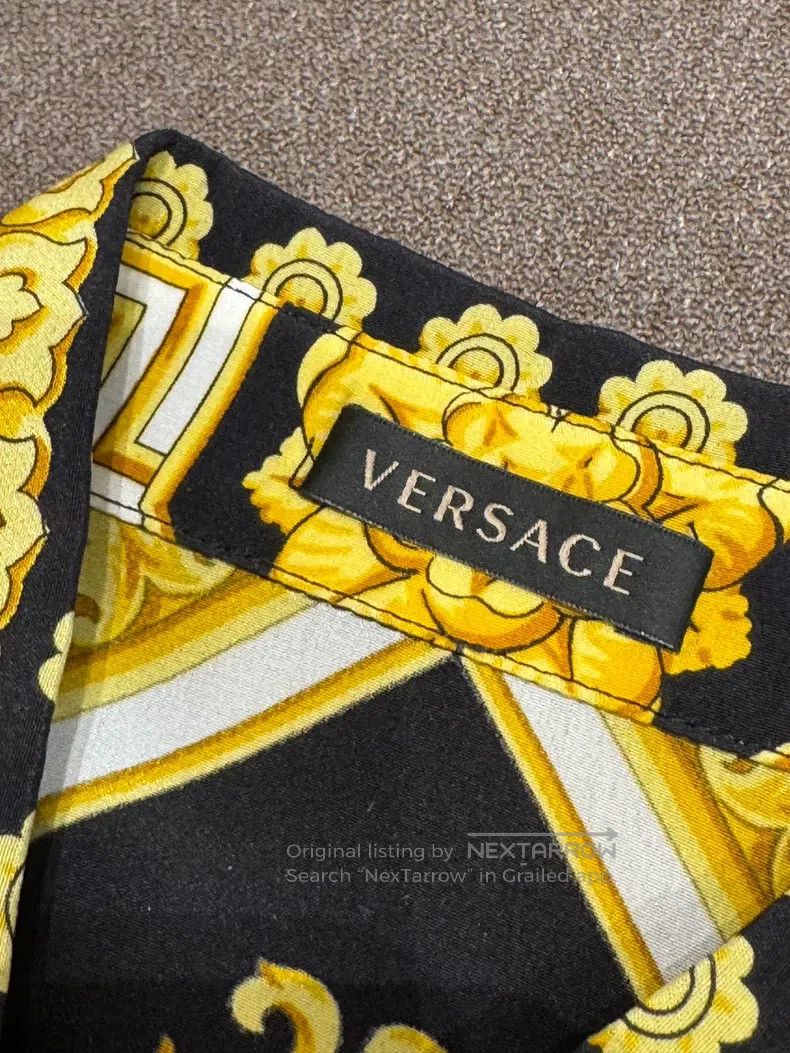 Versace Versace Black gold baroque style mulberry silk shirt Size US S / EU 44-46 / 1 - 4 Thumbnail