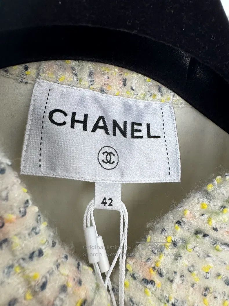 Chanel Chanel Autumn and winter preview green and yellow mixed co Size M / US 6-8 / IT 42-44 - 3 Thumbnail