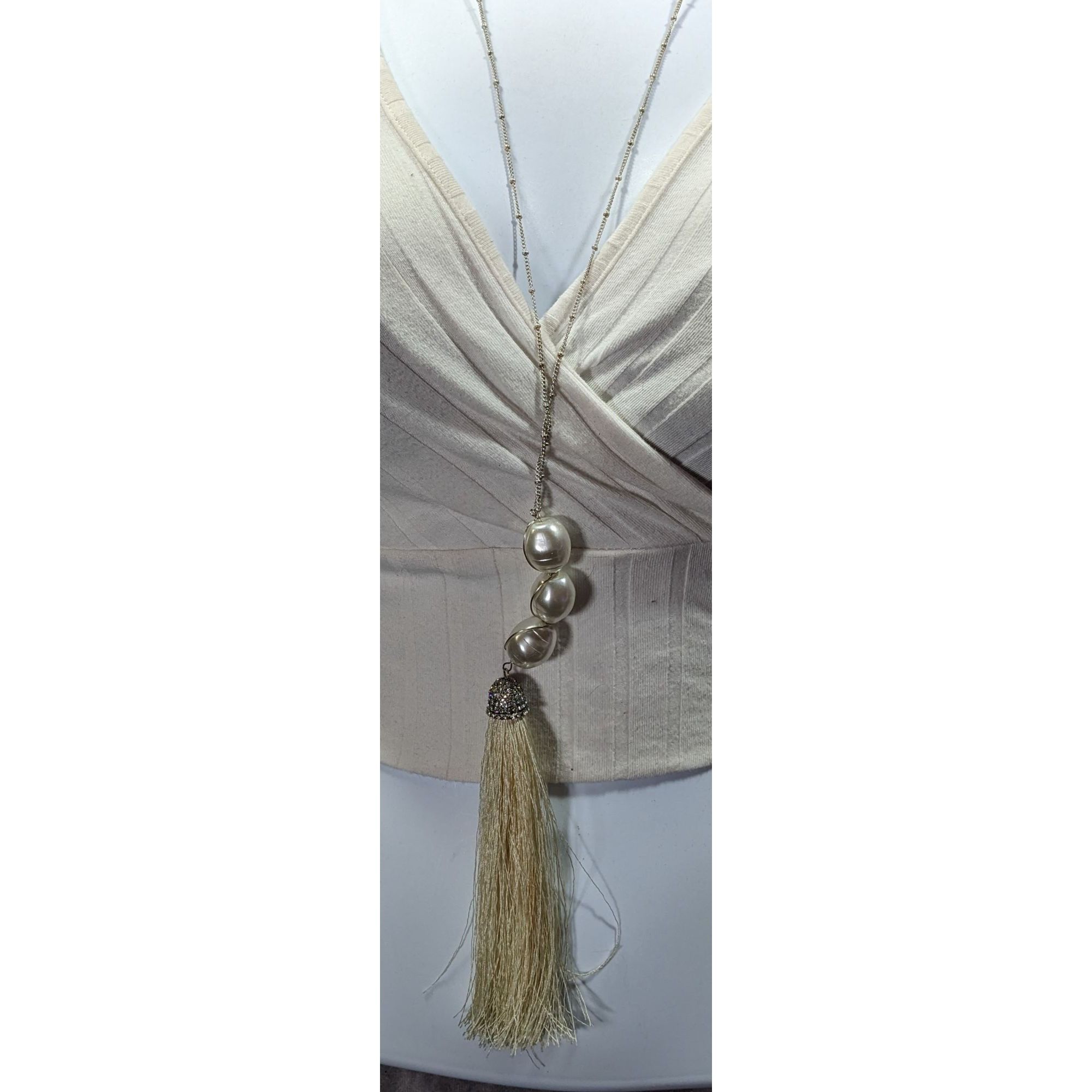 Other Chunky Glam Faux Pearl Rhinestone Tassel Necklace Size ONE SIZE - 7 Thumbnail