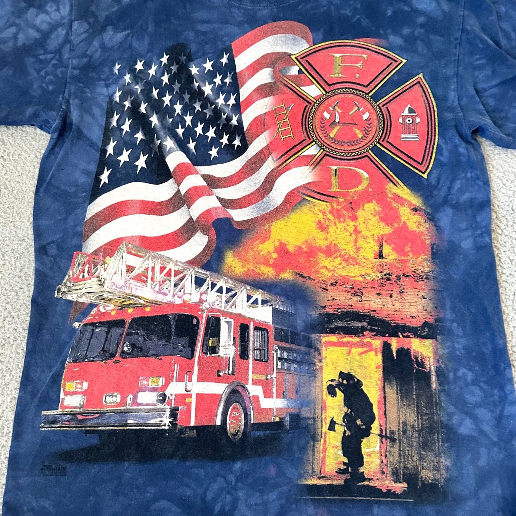 The Mountain VINTAGE The Mountain Shirt Mens Adult Medium Blue 90s Bird Horse Logo Cotton Crew Neck Short Sleeve T-Shirt USA Size US M / EU 48-50 / 2 - 2 Thumbnail