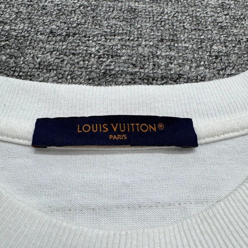 Louis Vuitton Louis Vuitton Rainbow Print Short Sleeve T -2505 Size US S / EU 44-46 / 1 - 5 Thumbnail