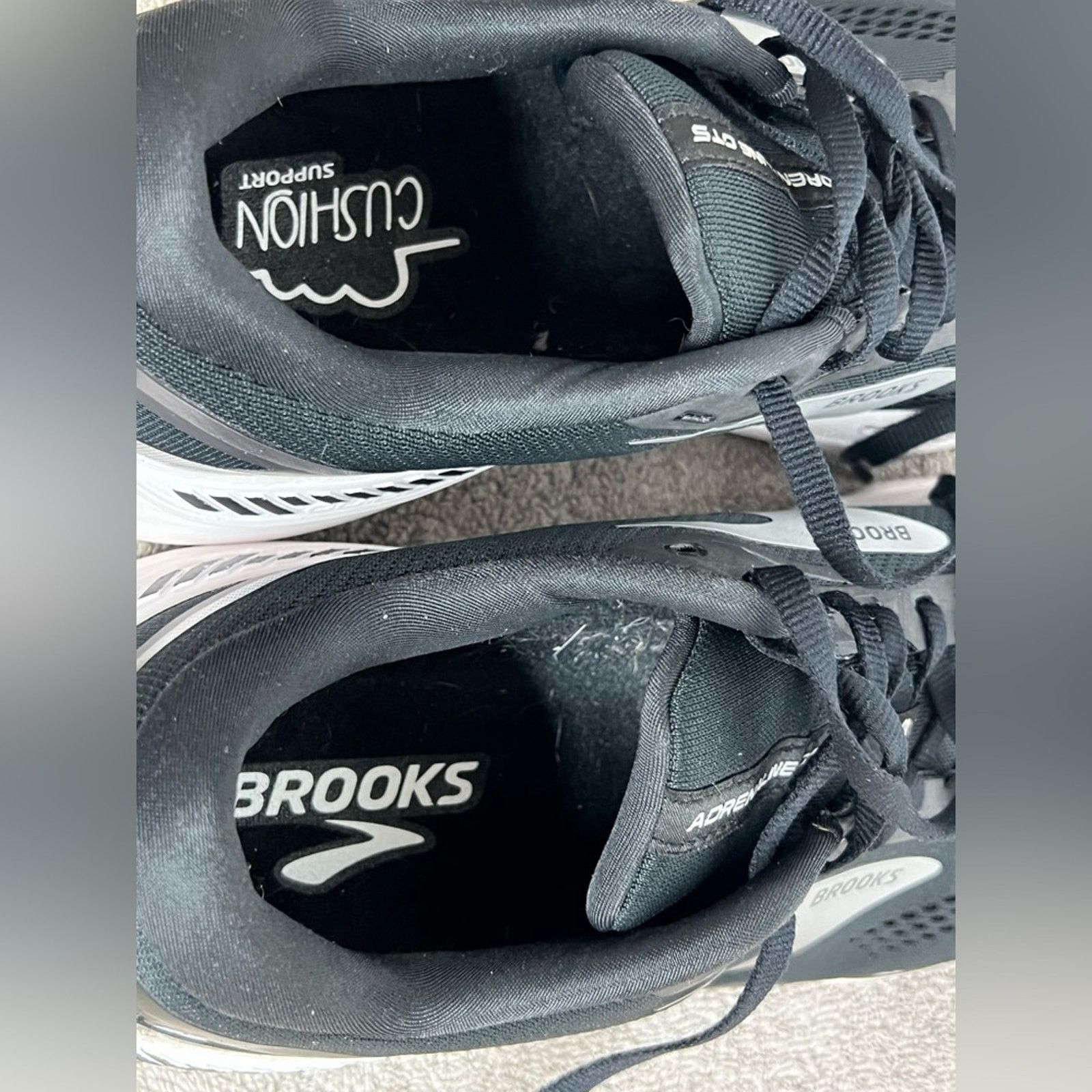 Brooks Brooks Mens Adrenaline GTS 23 Shoes White Black Size 11 D Size US 11 / EU 44 - 8 Thumbnail
