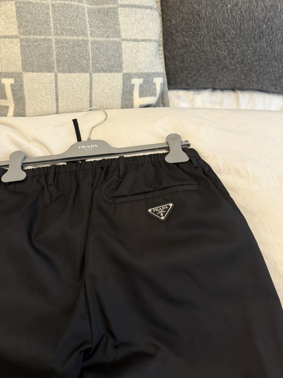 Prada Prada Re-Nylon Pants Size US 30 / EU 46 - 2 Thumbnail