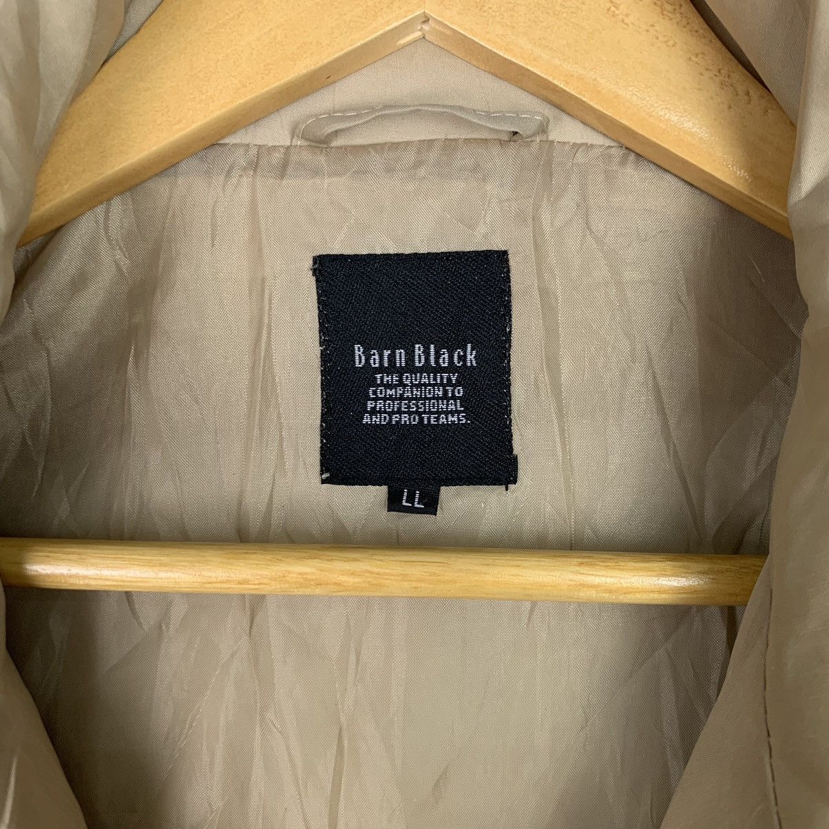 Japanese Brand × Vintage Barn Black Puffer Jacket Size US XL / EU 56 / 4 - 11 Thumbnail