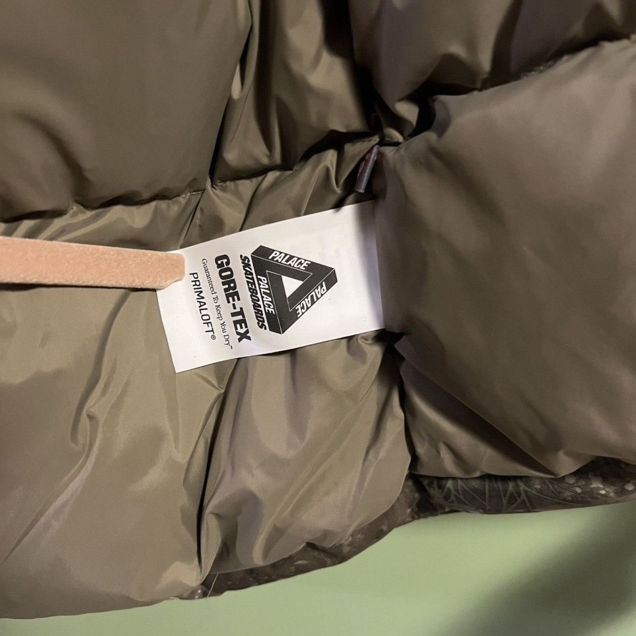 Palace GORE-TEX CARGO DOWN PARKA REALTREE APX Size US XL / EU 56 / 4 - 10 Thumbnail