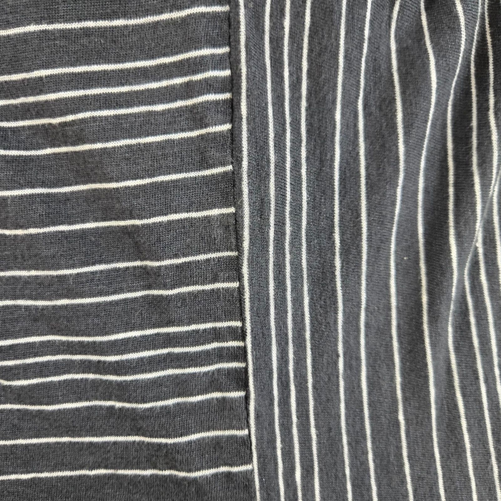 Eileen Fisher Eileen Fisher Black White Linen Boxy Striped Top Size Large Size L / US 10 / IT 46 - 6 Thumbnail