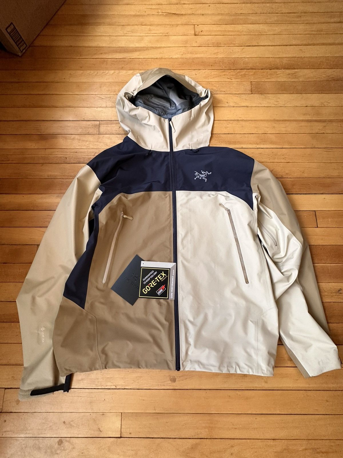 Arc'teryx Arc'teryx Beta LT (2021) - Binary | Grailed