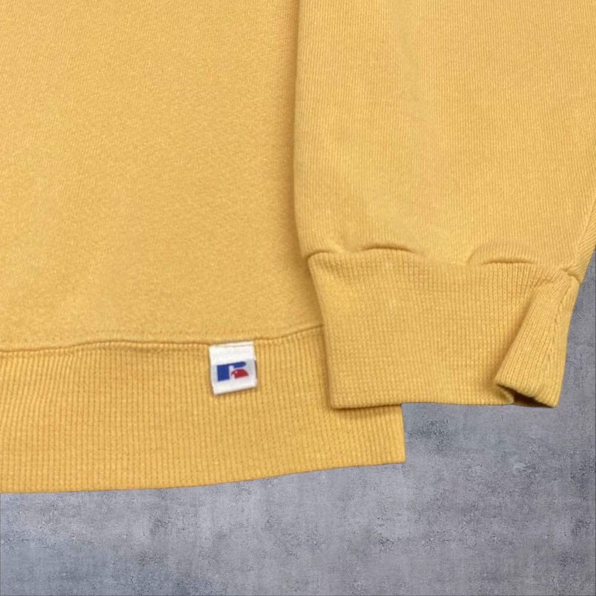 Russell Athletic × Vintage Vintage Russell Athletic Sweatshirt Size US M / EU 48-50 / 2 - 3 Thumbnail