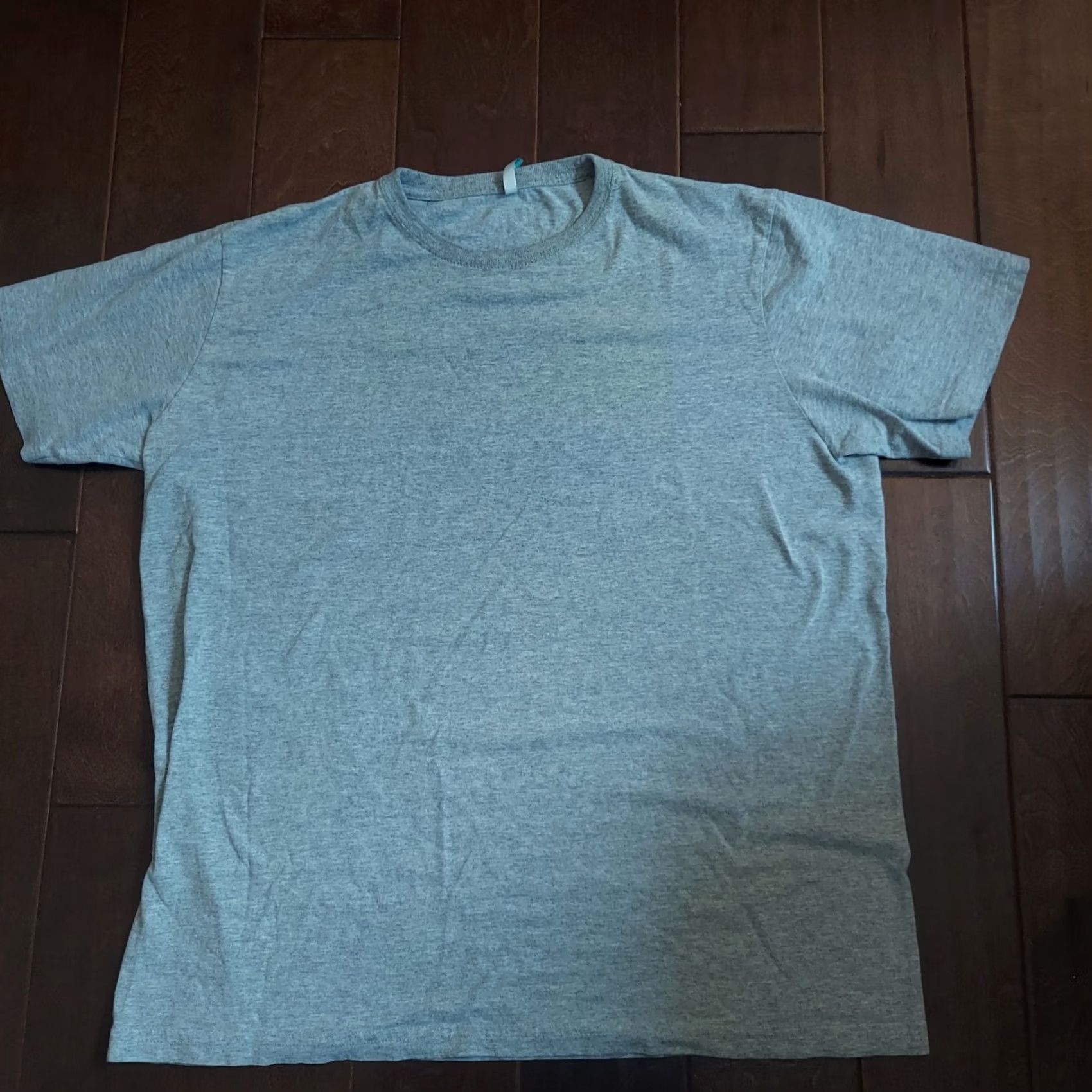 Vintage Bronzini Active Men’s Solid Gray Heather Short Sleeve T-Shirt XL Gray Adult Regular Crew Neck Breathable Lightweight Activewear Basic -Mens Size US XL / EU 56 / 4 - 2 Thumbnail