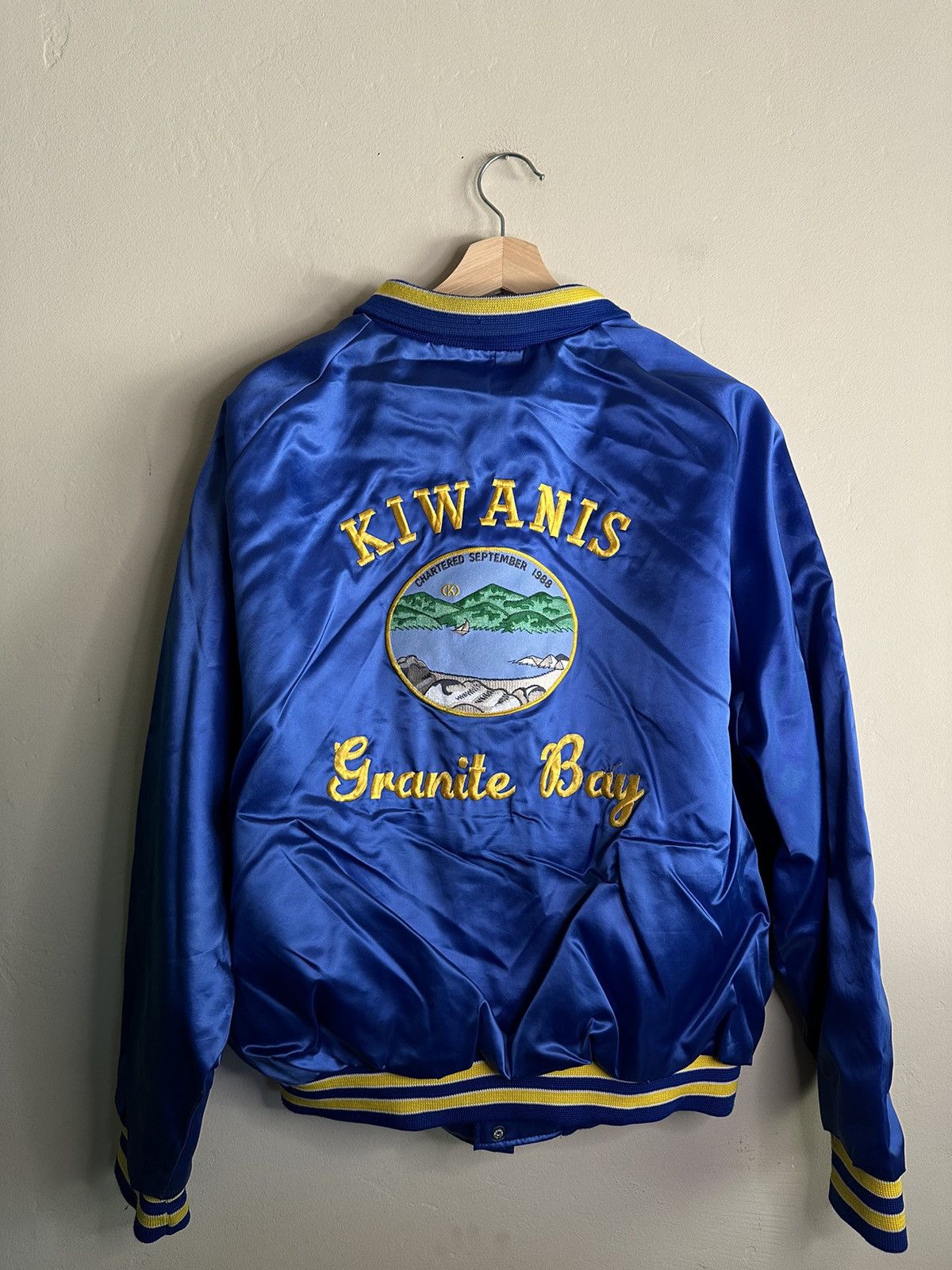 Vintage *RARE* Vintage Kiwanis Granite Bay Satin Embroidered Jacket Size US XL / EU 56 / 4 - 1 Thumbnail