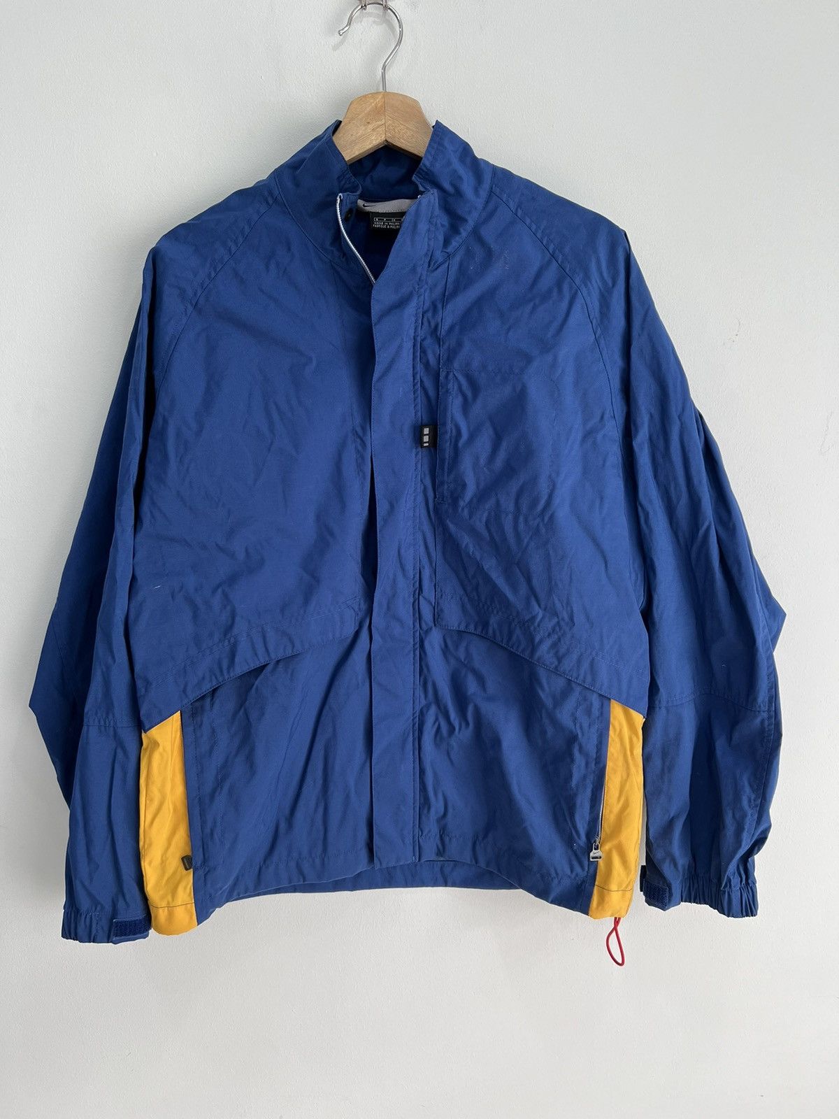 Nike Vintage Nike Windbreaker Jacket swoosh check Size US S / EU 44-46 / 1 - 1 Thumbnail