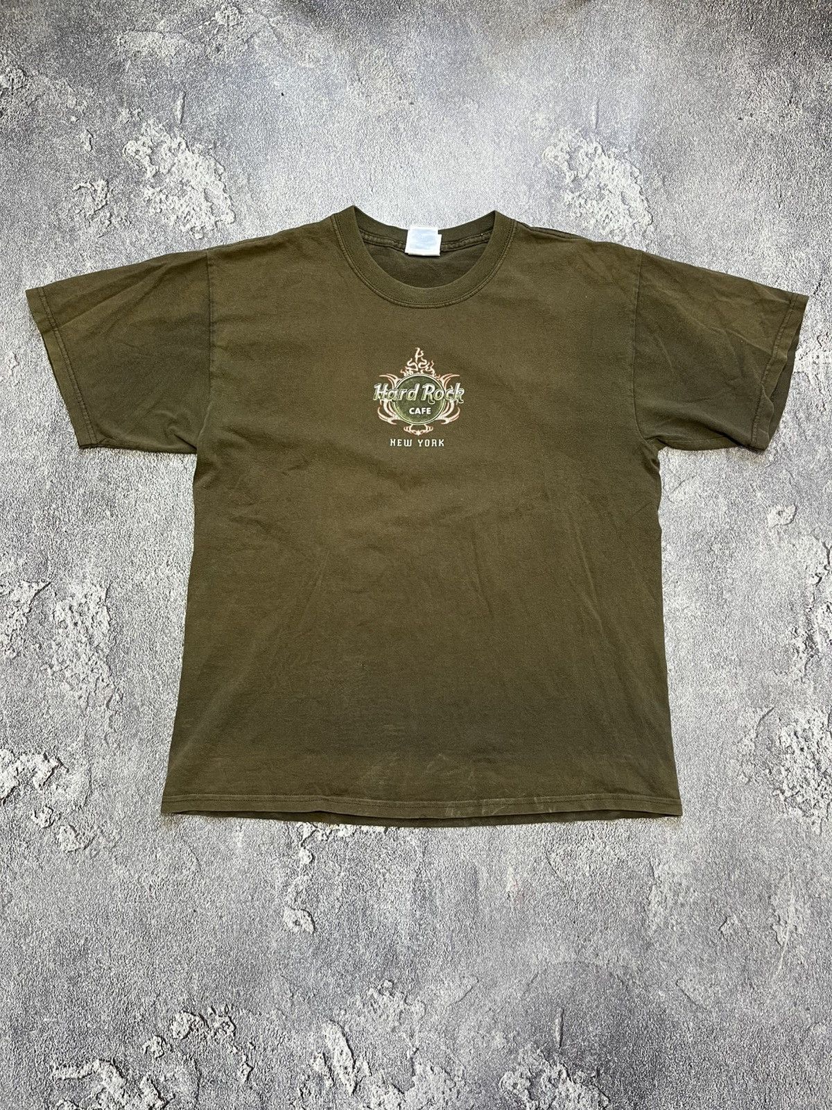 Hard Rock Cafe × Vintage Rare Hard Rock Hollywood Big Dragon Tiger Emblem T-shirt 90s Size US L / EU 52-54 / 3 - 3 Thumbnail