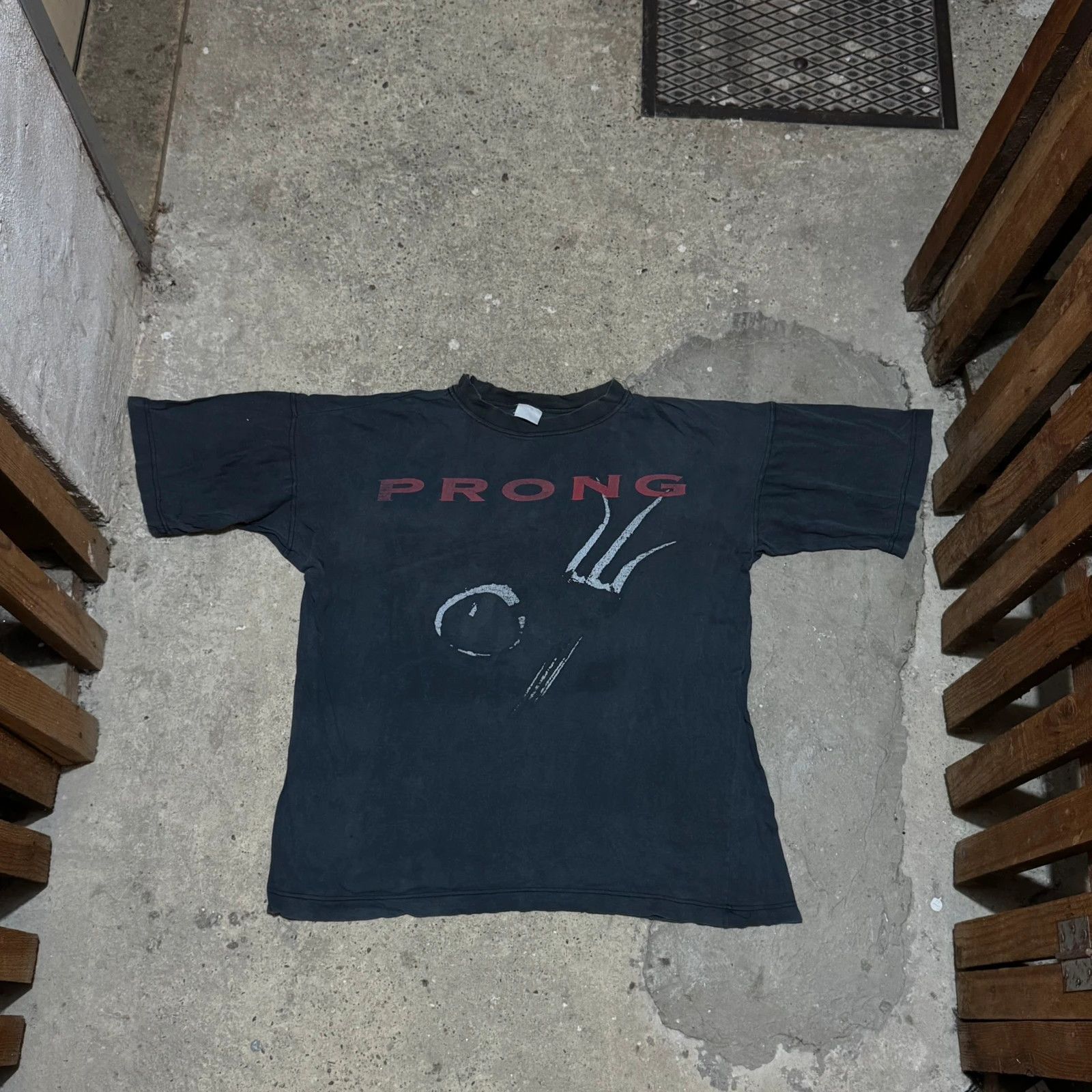 Band Tees Vintage 90s Prong cleansing t-shirt Size US L / EU 52-54 / 3 - 1 Thumbnail
