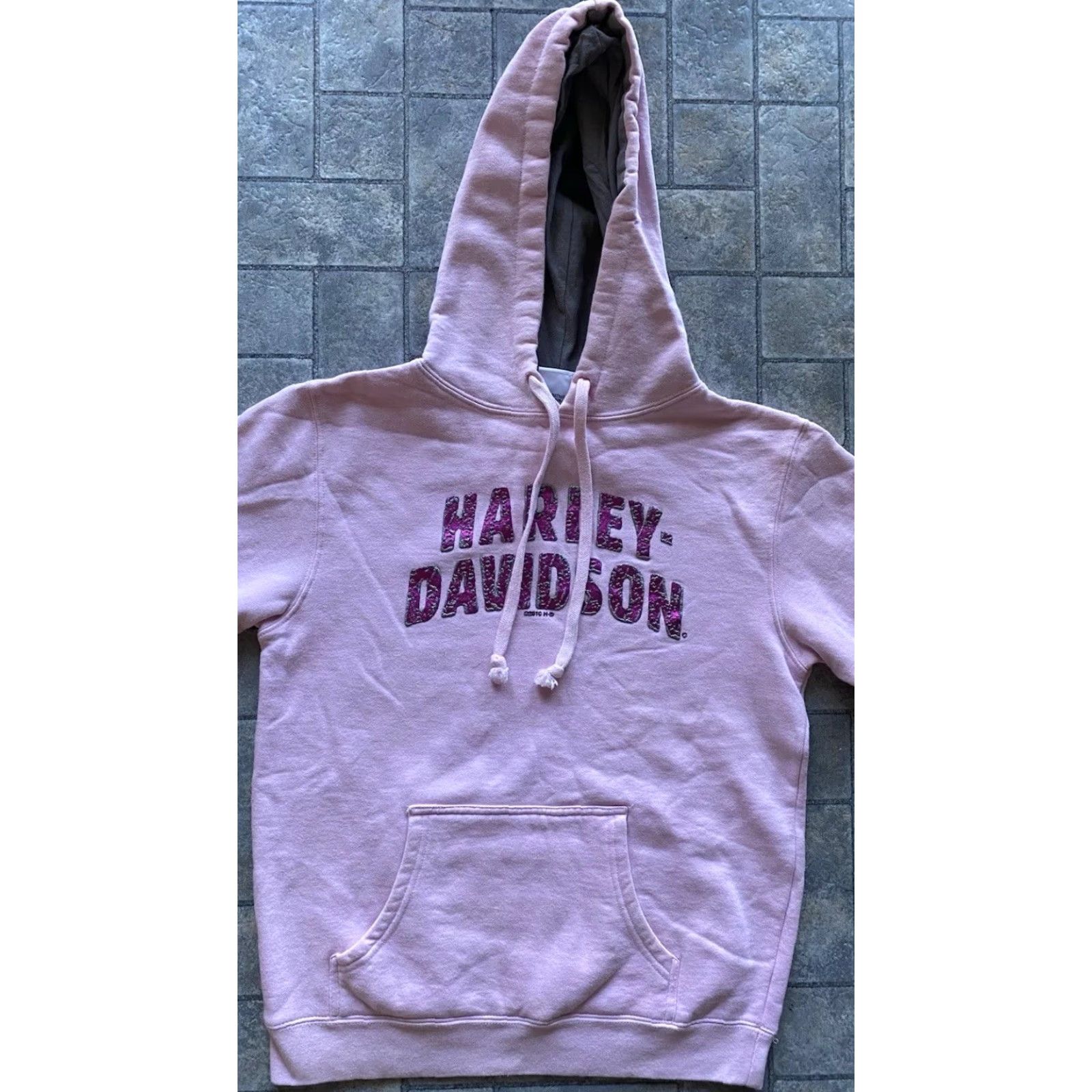 Harley Davidson Harley-Davidson Hoodie Pullover Women Pink Size S Adult Women's Small Pullover Hoodie California Victorville - 90s? (No, ignore 90s) Size S / US 4 / IT 40 - 2 Thumbnail