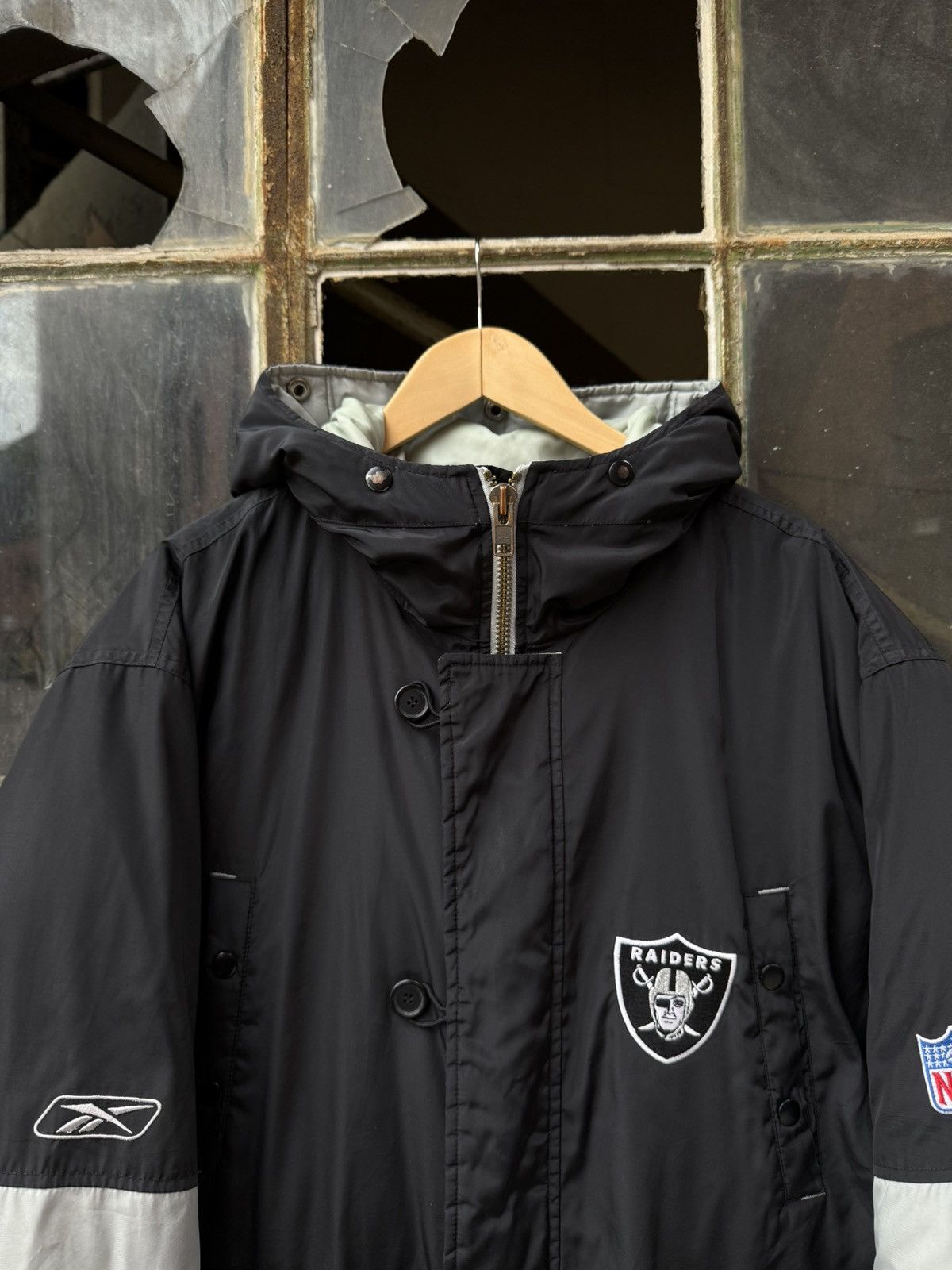 Reebok 90’s Reebok Las Vegas Raiders Jacket nfl vintage ztreetwear Size US XL / EU 56 / 4 - 3 Thumbnail