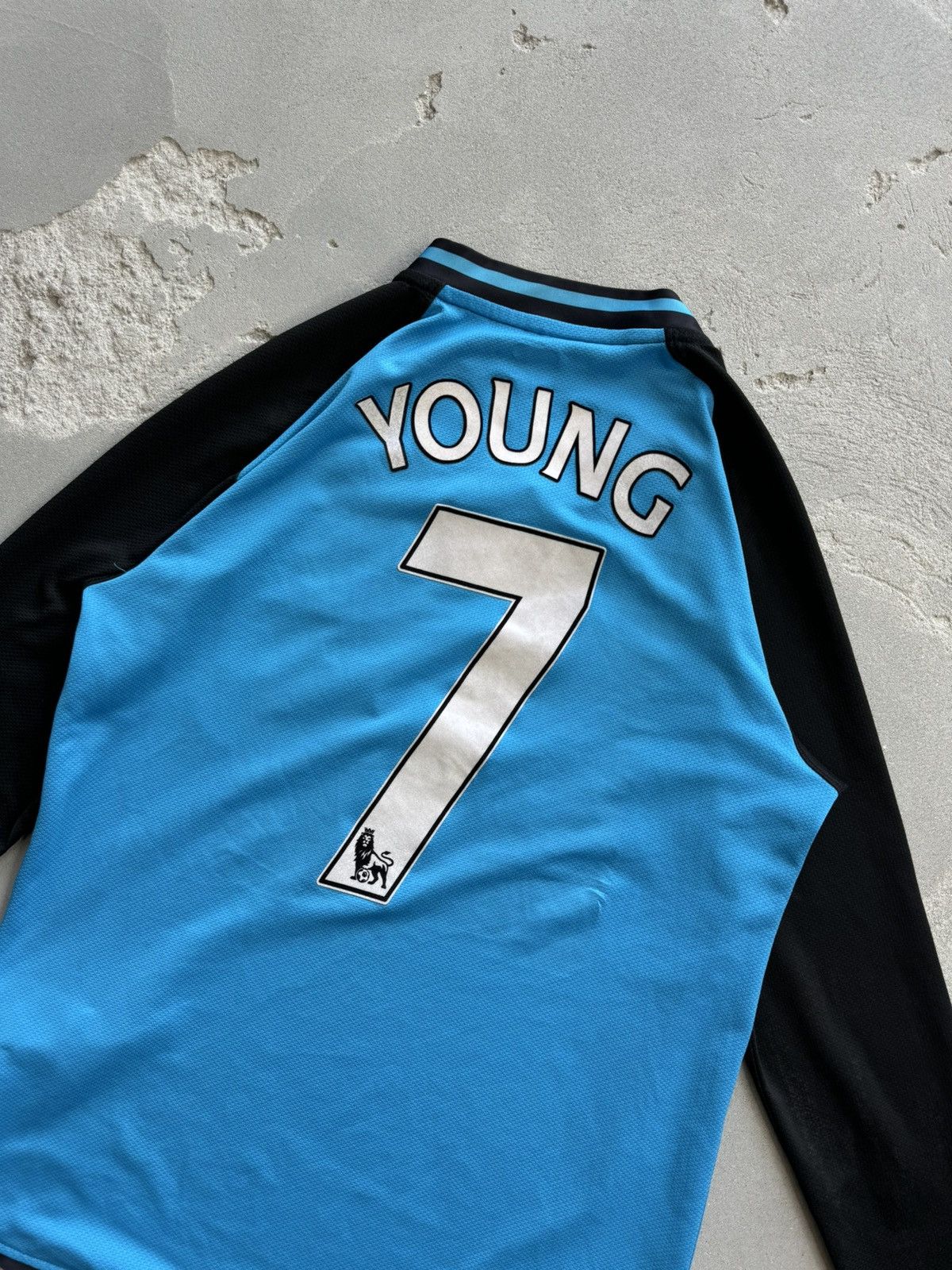 Nike × Vintage Vintage Nike Aston Villa Training Longsleeve Size S Size US S / EU 44-46 / 1 - 4 Thumbnail