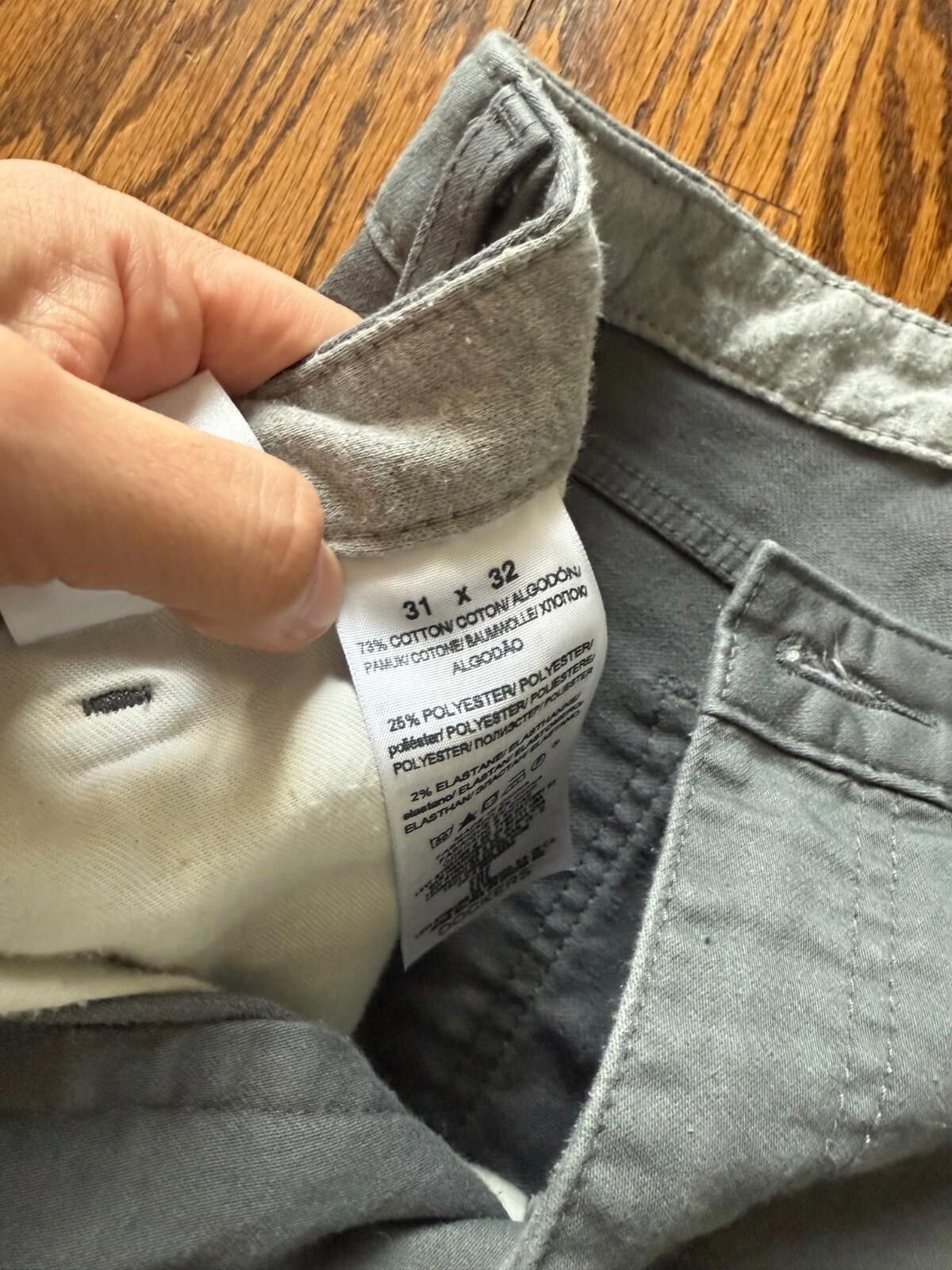 Dockers Men Dockers pants Khakis, Slim Fit Grey Comfort, Size 31 x32 Size US 31 - 4 Thumbnail