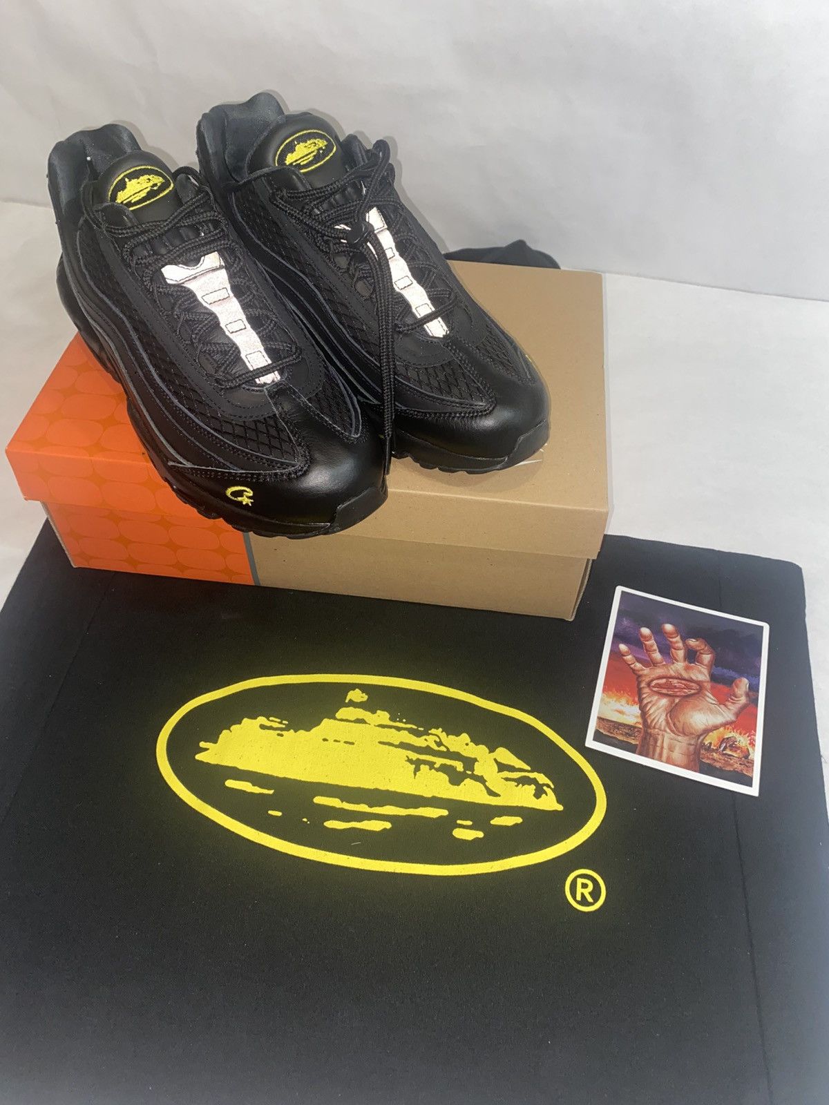 Corteiz Nike Air Max 95 X Corteiz “Honey Black” Size US 10 / EU 43 - 15 Thumbnail