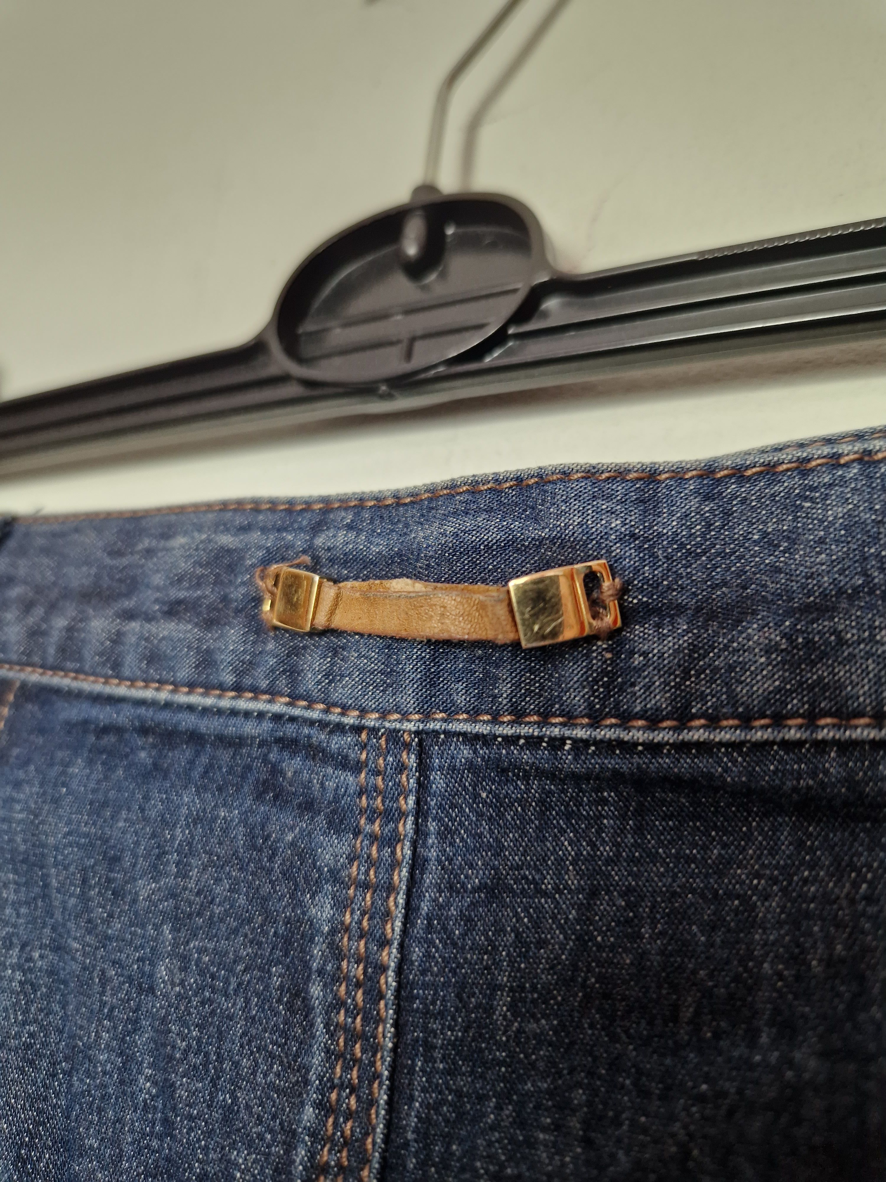 Gucci Gucci denim skirt Size 28" / US 6 / IT 42 - 9 Thumbnail