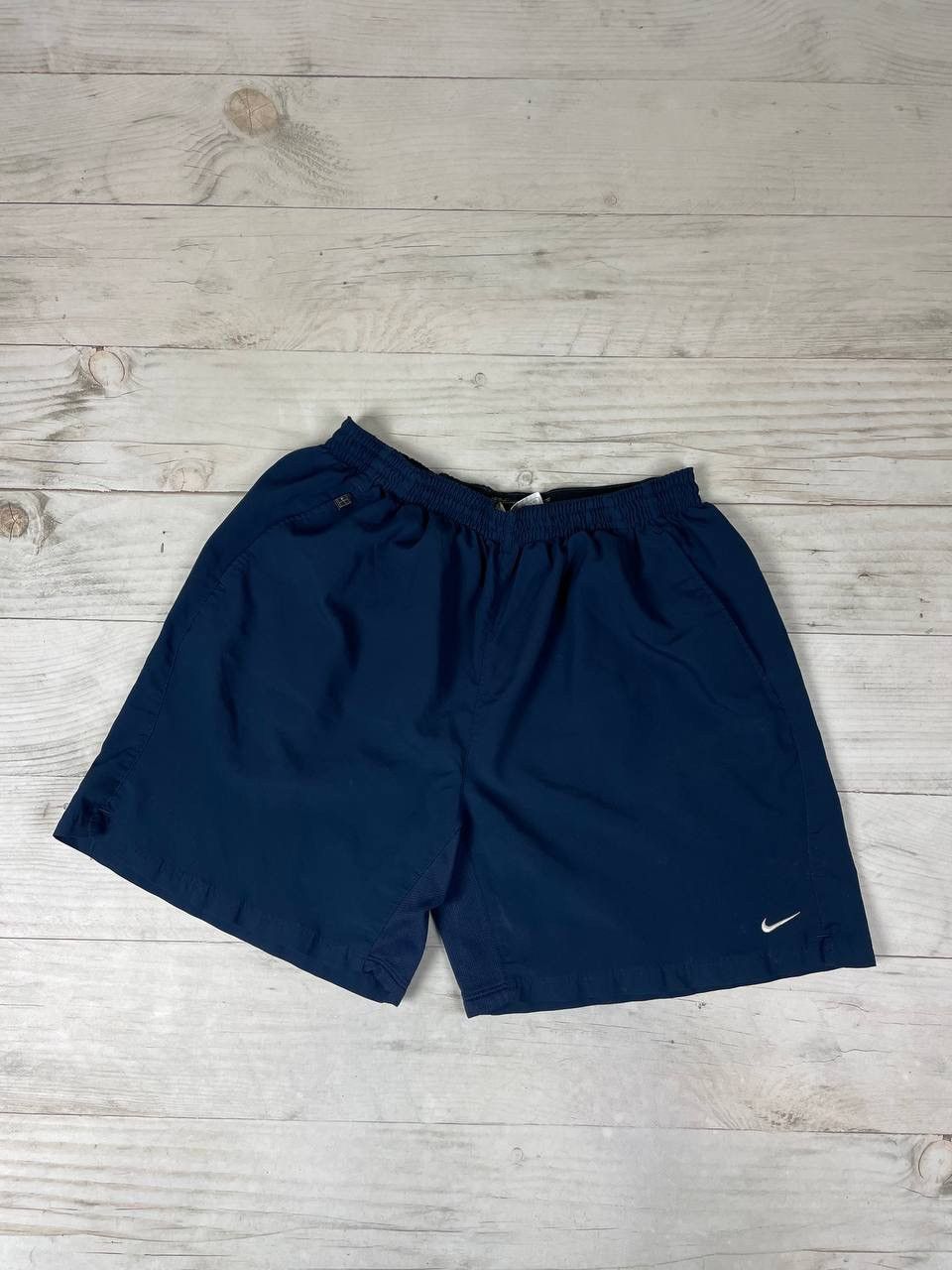 Nike Vintage Nike Court 00s Shorts Swoosh Size US 36 / EU 52 - 1 Thumbnail