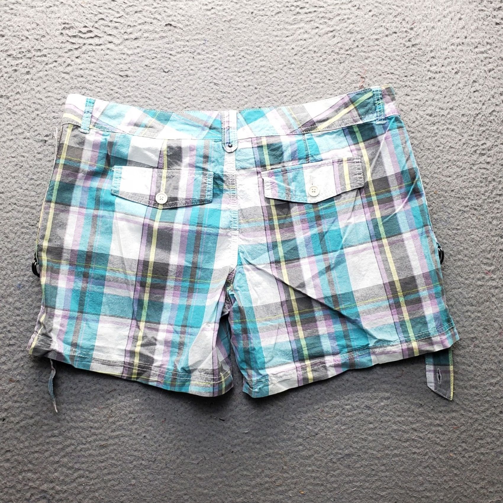 Vintage UNIONBAY Women Shorts 17 Multi Plaid Roll Tab Ankle 2-Button Fly Pockets Size 38" / US 16 / IT 52 - 2 Thumbnail
