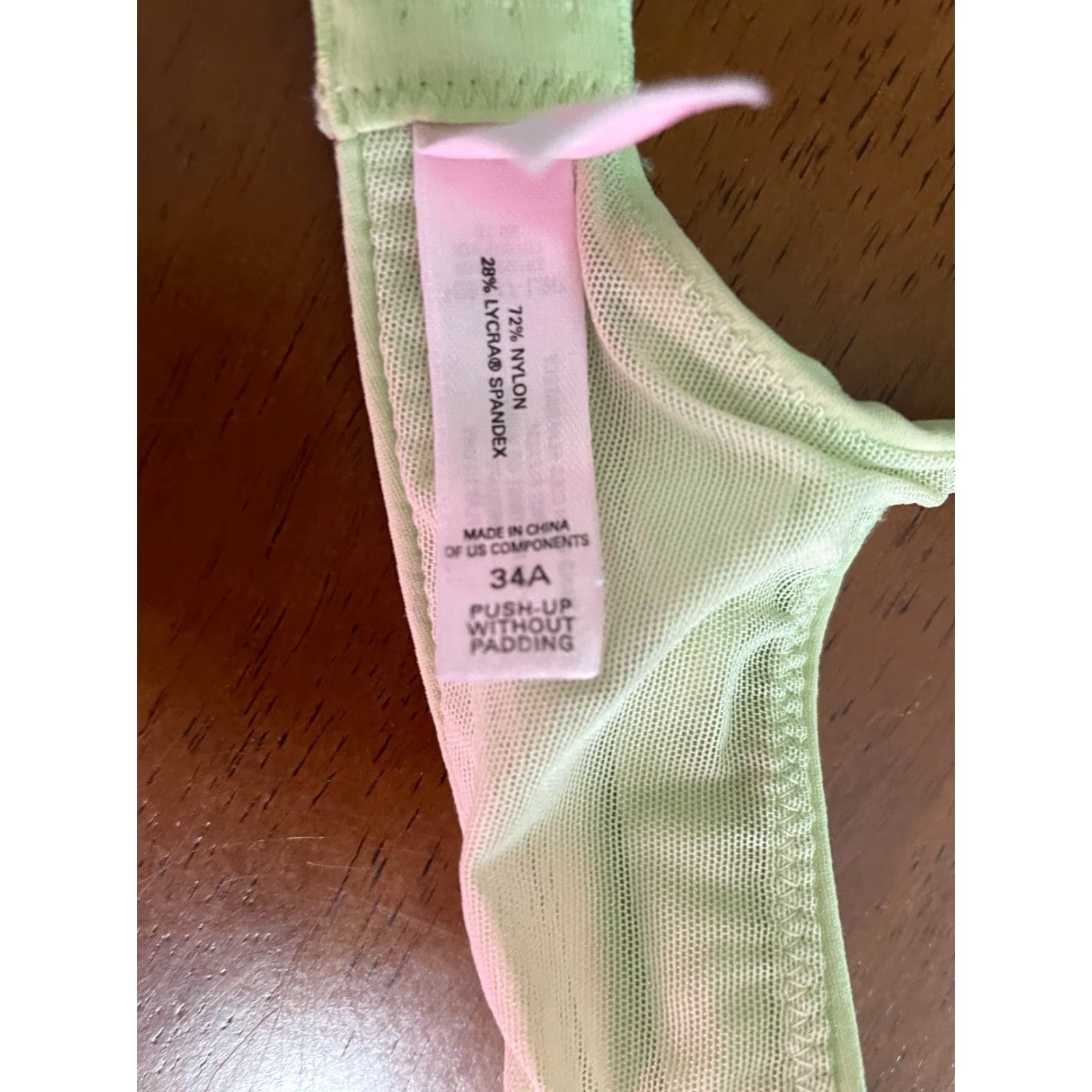 Victoria's Secret Victoria's Secret pushup bra size 34A Green lightly lined User: Victoria's Secret pushup bra size 34A Green lightly lined Size ONE SIZE - 3 Thumbnail