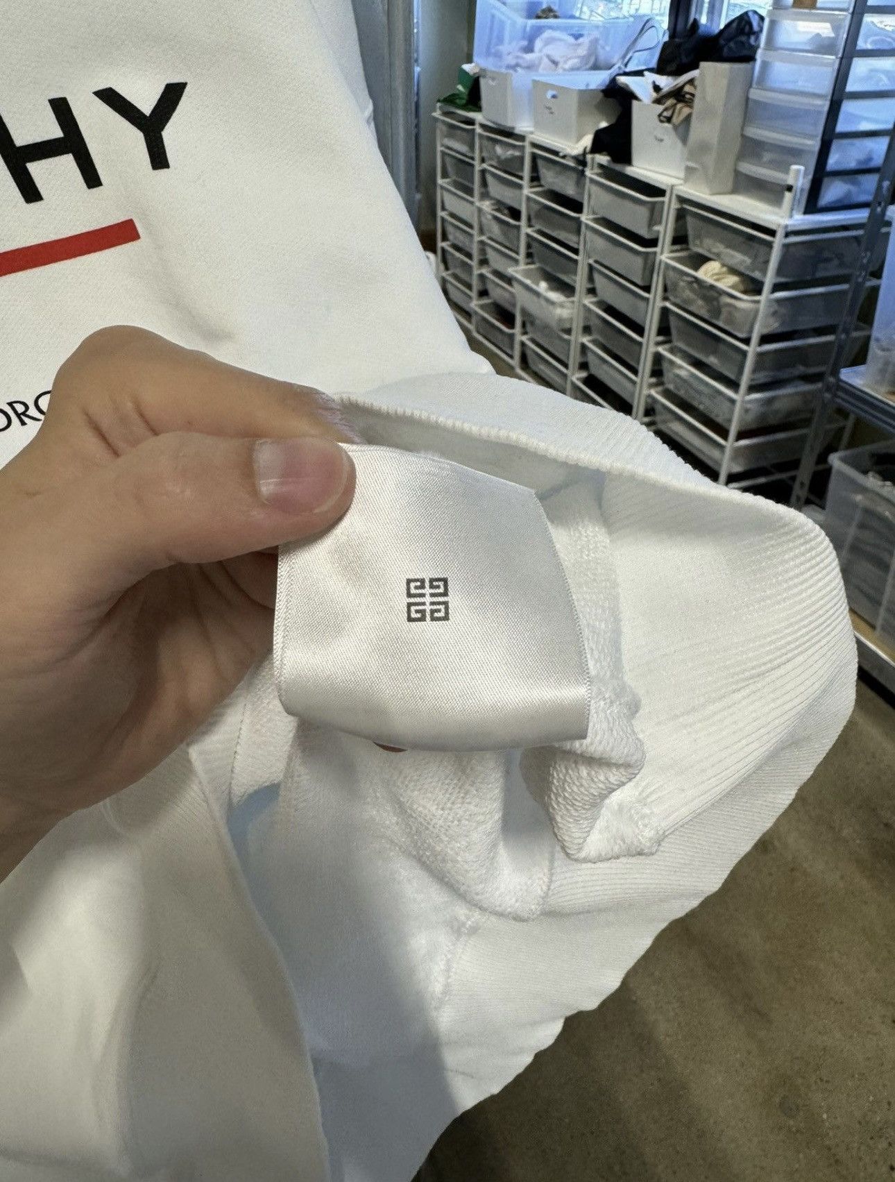 Givenchy Givenchy Logo Hoodie NEW 1100$ Size US S / EU 44-46 / 1 - 5 Thumbnail