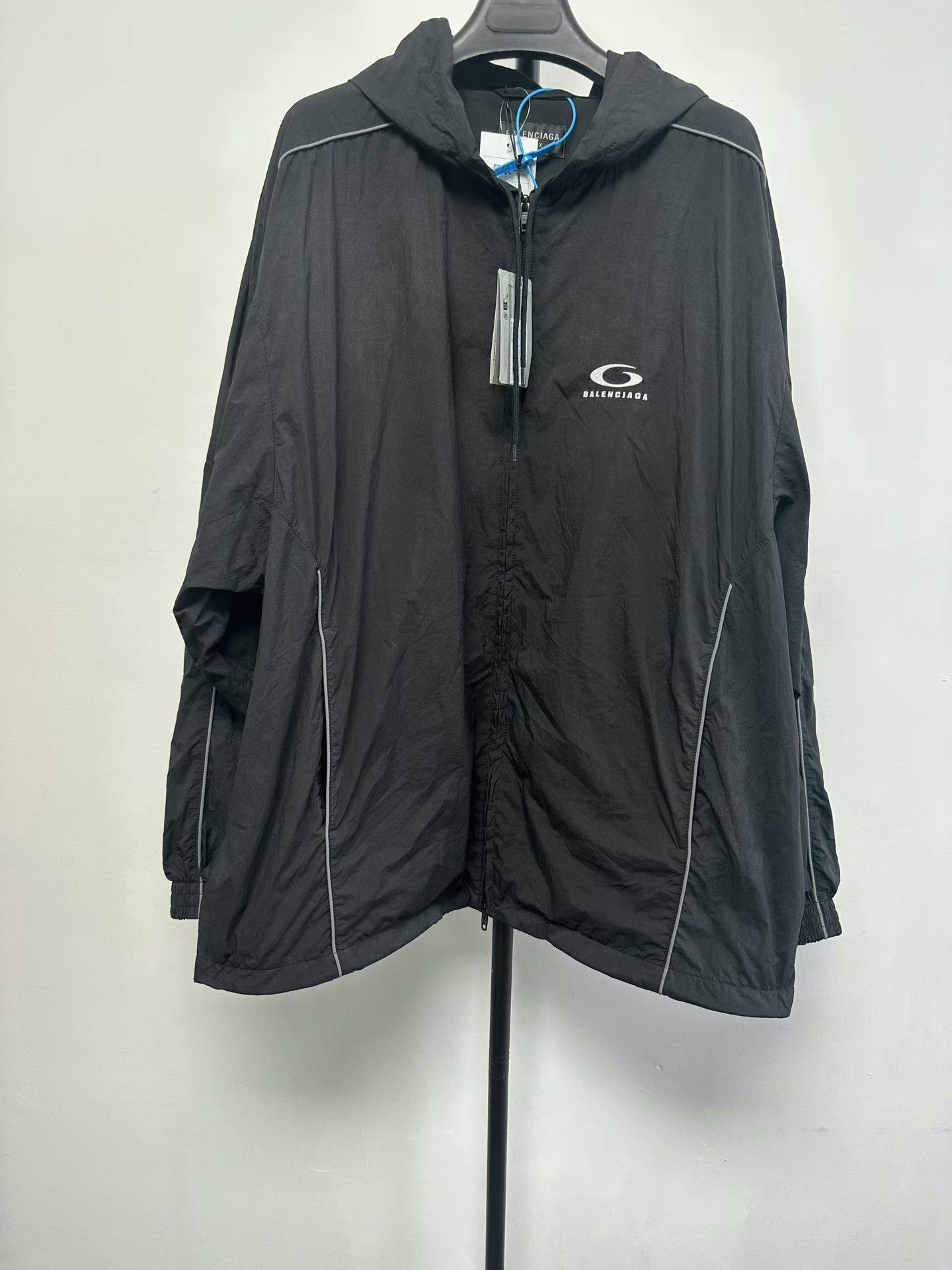 Balenciaga Balenciaga Nylon Hooded Track Jacket Size XS Size US XS / EU 42 / 0 - 1 Thumbnail