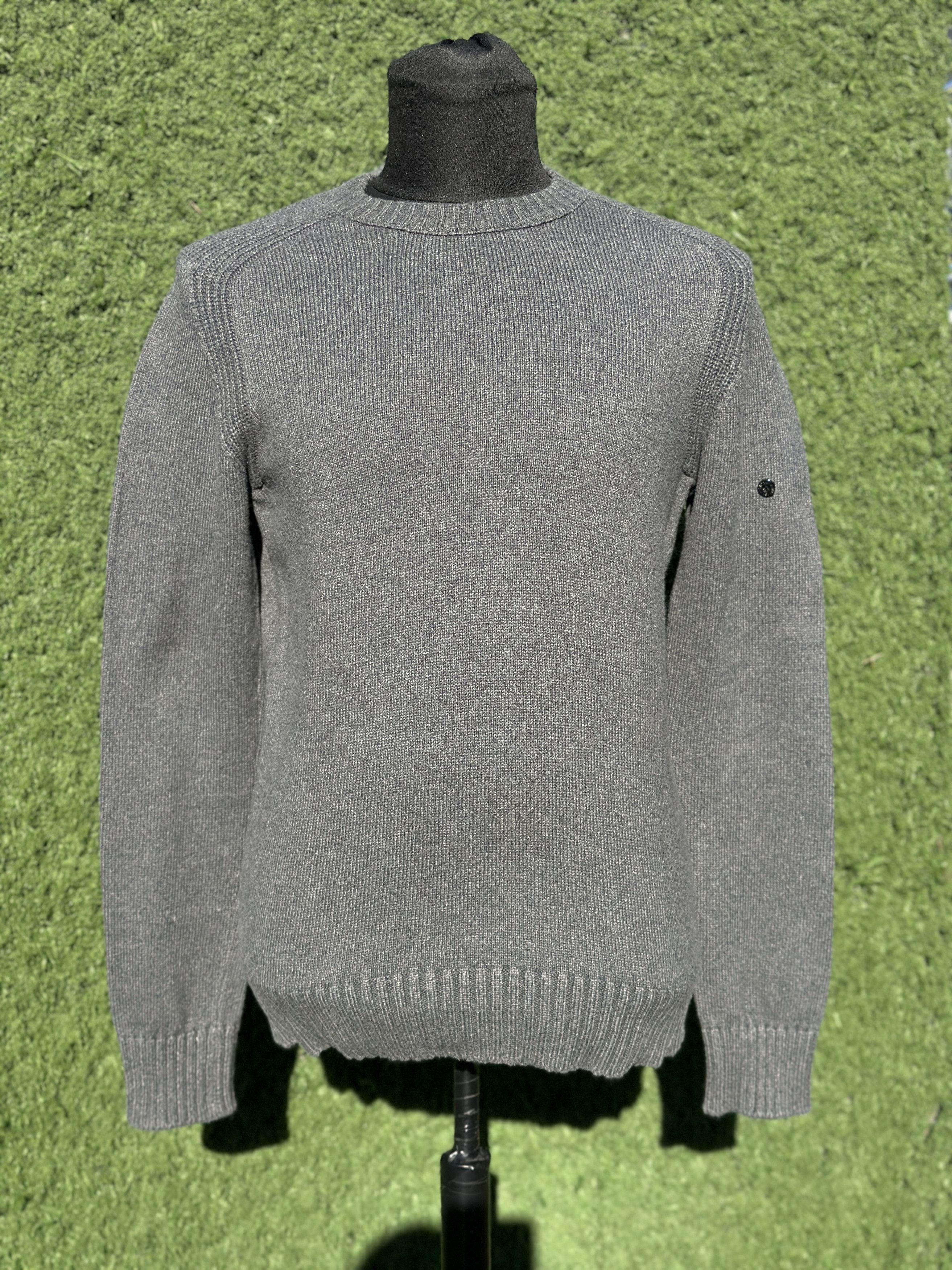 Stone Island Stone Island Crewneck Knit Sweater Size M Missing Logo Size US M / EU 48-50 / 2 - 1 Thumbnail