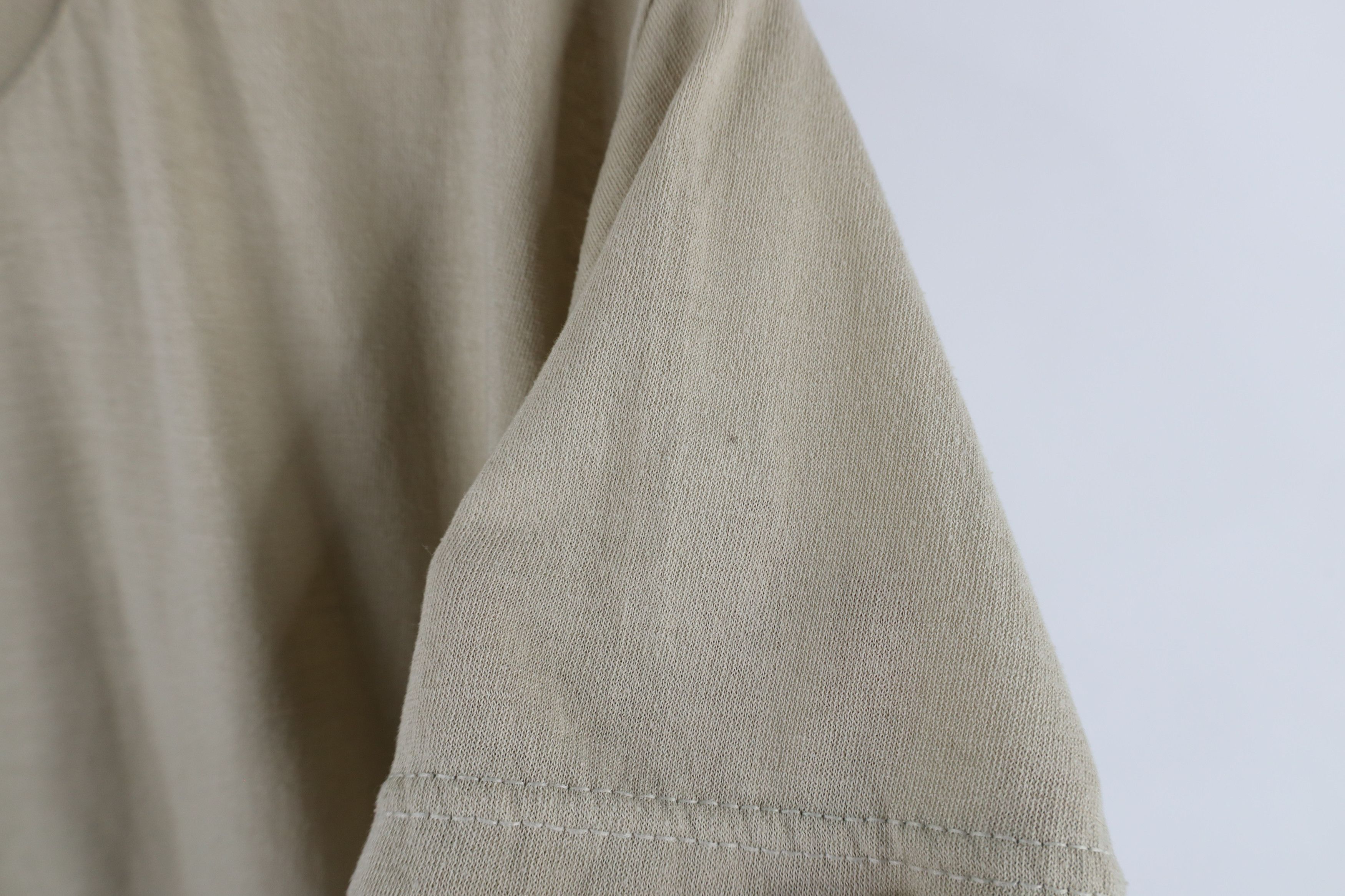 Vintage Vintage 90s Streetwear Knit Short Sleeve T-Shirt Beige USA Size US M / EU 48-50 / 2 - 4 Thumbnail