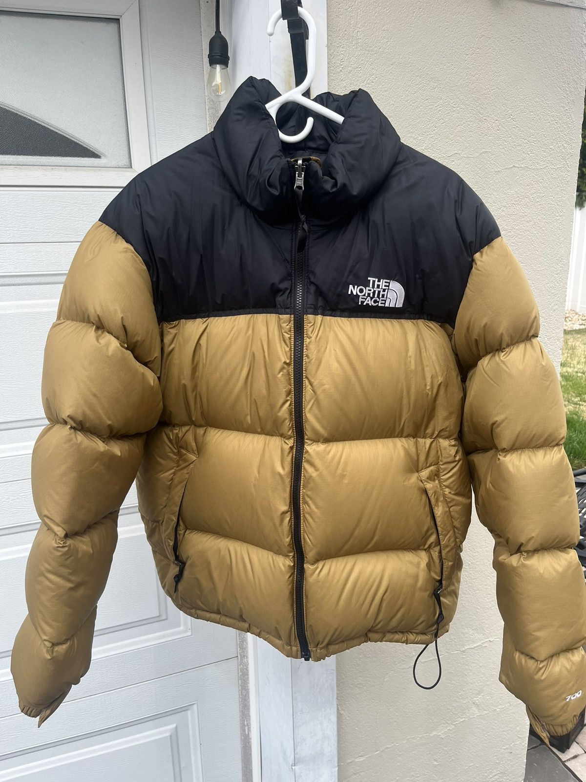 The North Face North Face Nuptse Gold size L Size US L / EU 52-54 / 3 - 1 Thumbnail