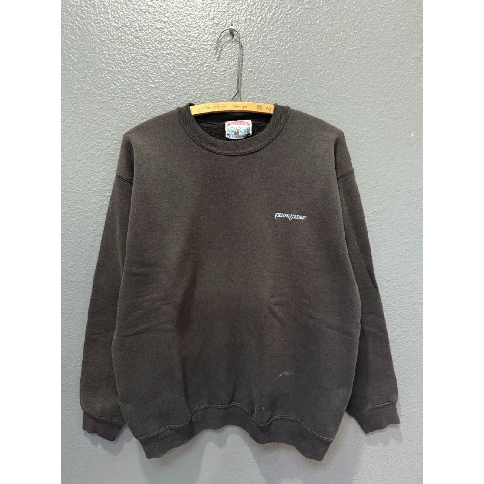Vintage VINTAGE Field And Stream Sweatshirt L Black Embroidered 90s Pullover Mens Large Size US L / EU 52-54 / 3 - 4 Thumbnail