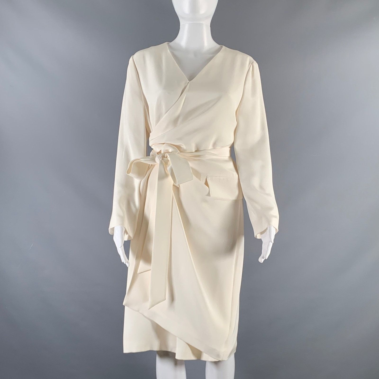 Partow PARTOW Size 10 Cream Silk Long Sleeve Dress Size L / US 10 / IT 46 - 1 Thumbnail