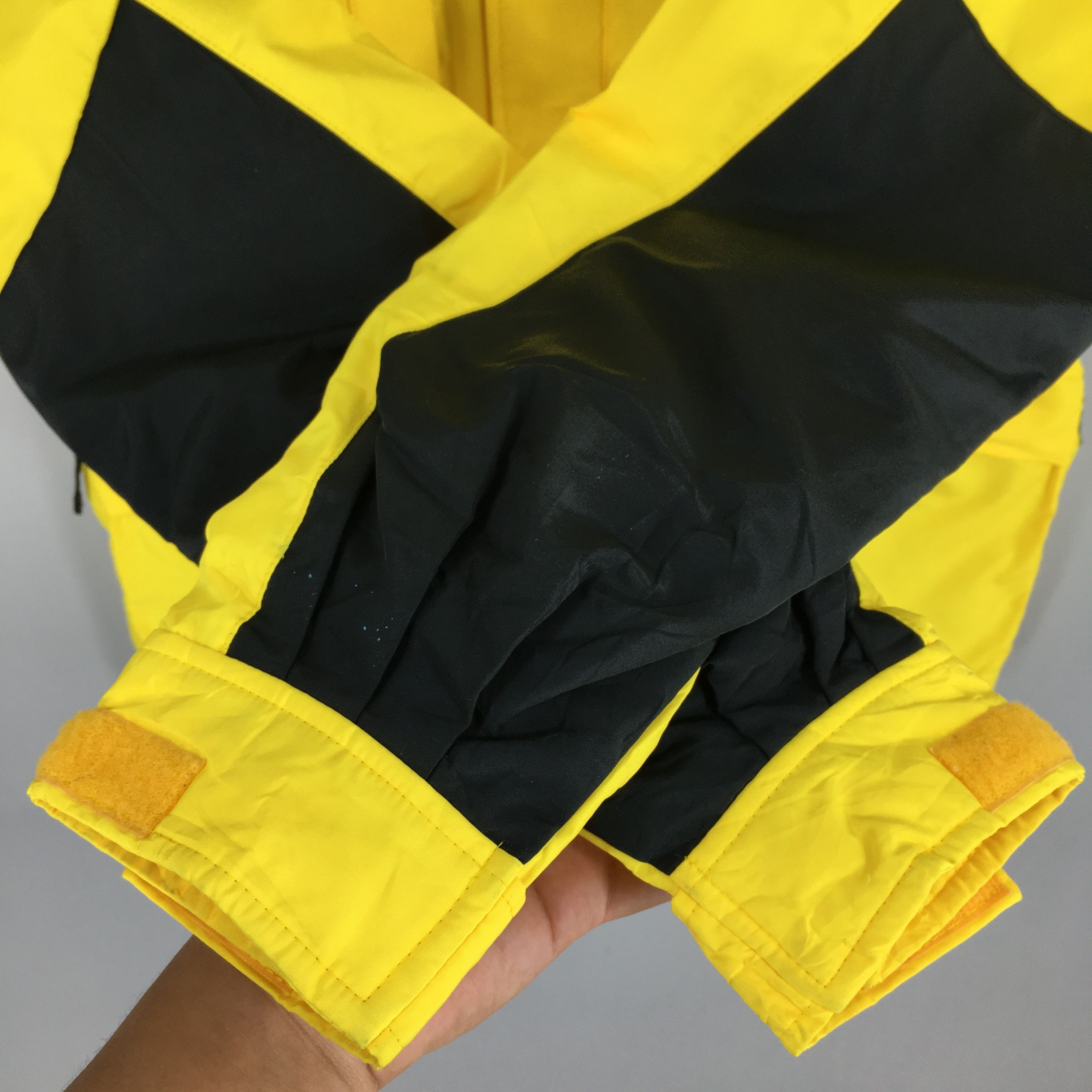 The North Face Vintage The North Face GoreTex Windbreaker Jacket Medium Size US M / EU 48-50 / 2 - 4 Thumbnail