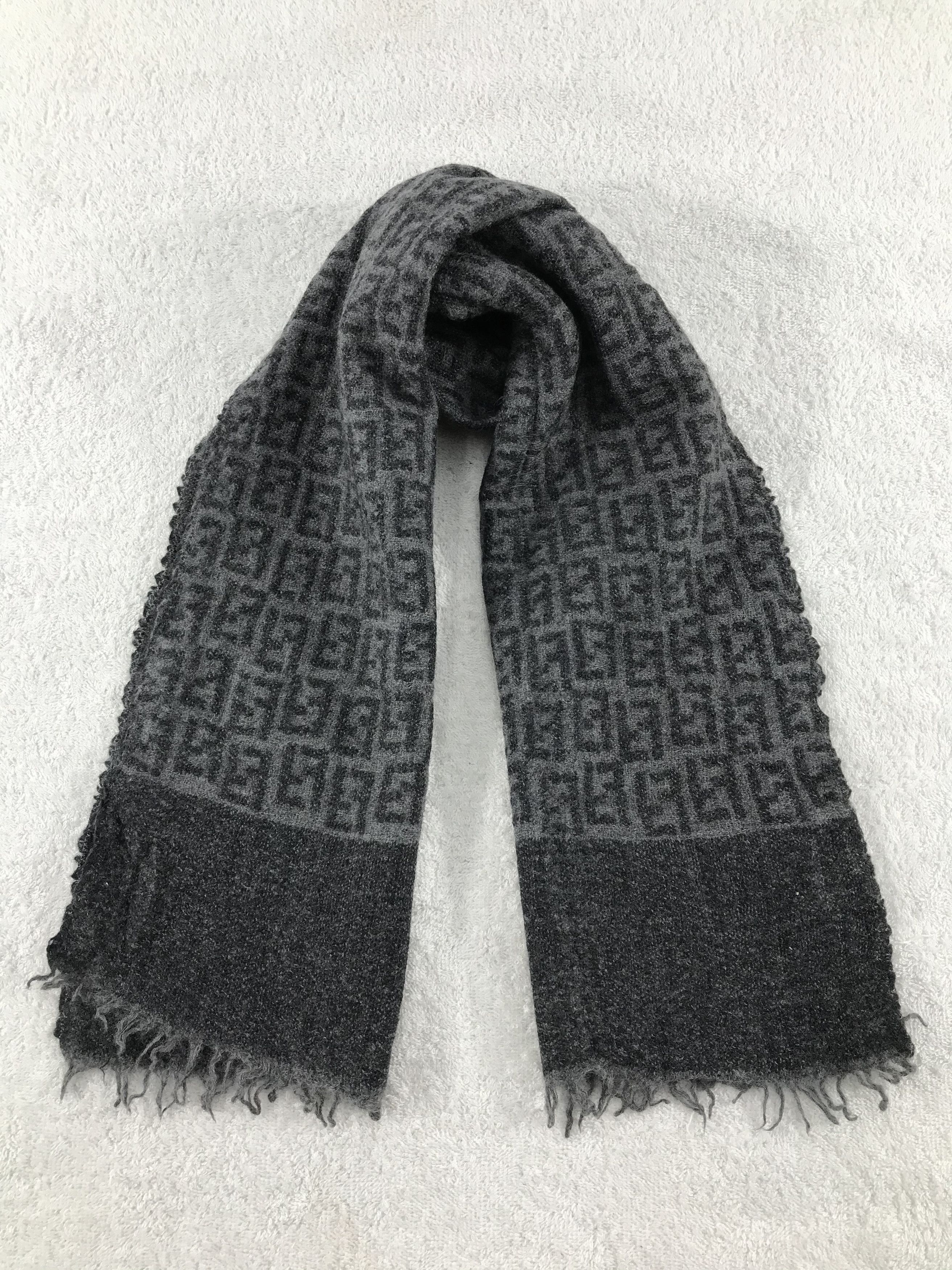 Vintage Fendi Scarf / Muffler / Neckwear - WW1453 Size ONE SIZE - 1 Thumbnail