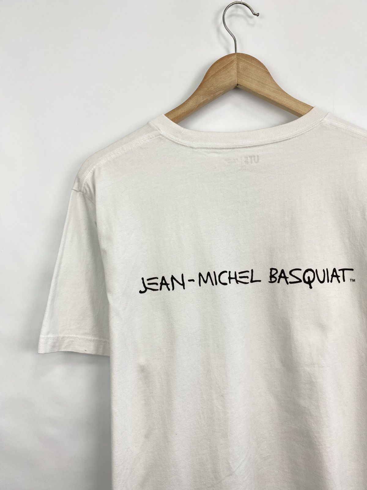 Japanese Brand × Jean-Michel Basquiat × Uniqlo Y2K Uniqlo Jean Michel Basquiat Art Rare Retro T-Shirt Hype Size US XL / EU 56 / 4 - 9 Thumbnail