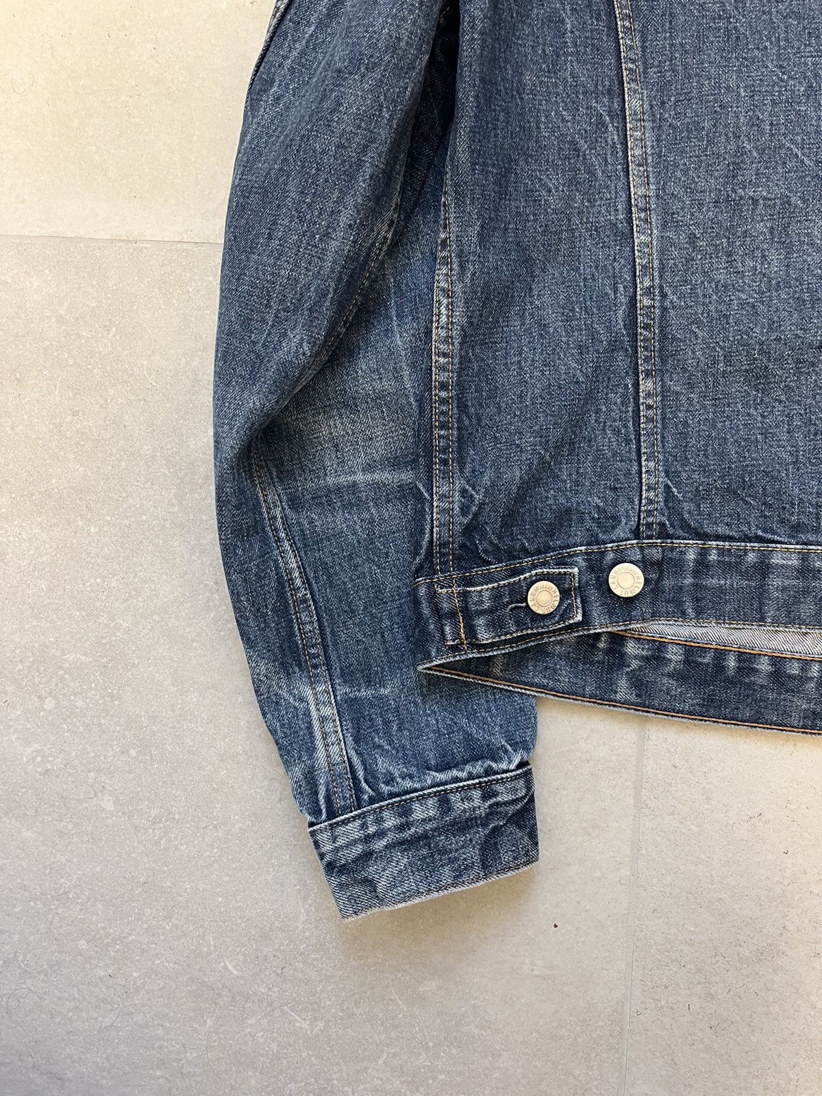 Helmut Lang Helmut Lang One Pocket Denim Jacket Size 52 Size US L / EU 52-54 / 3 - 6 Thumbnail