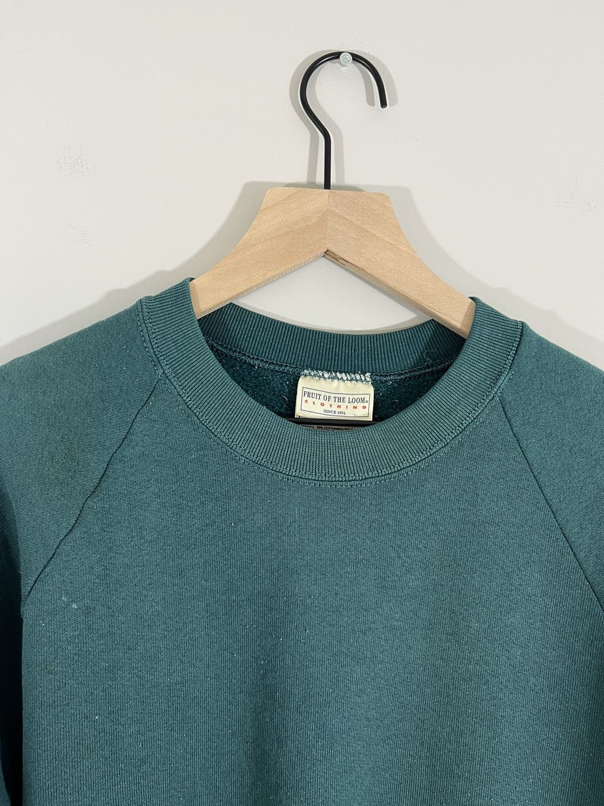 Vintage Retro Blank Faded Green Crewneck Size US S / EU 44-46 / 1 - 2 Thumbnail