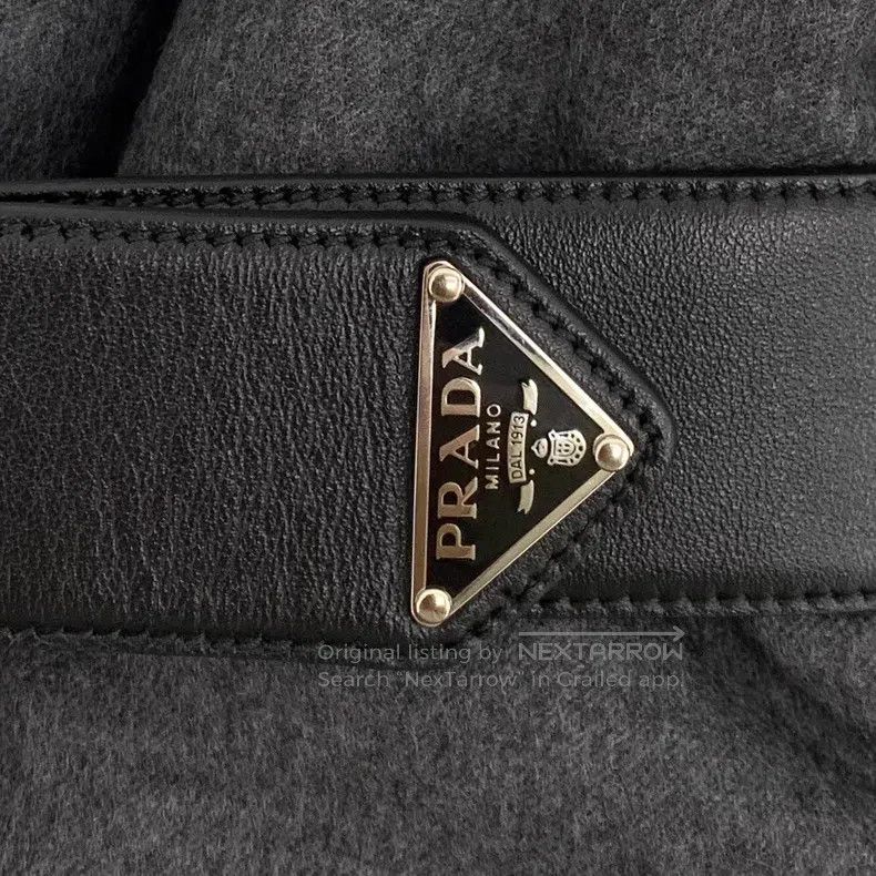 Prada Prada 22 dark gray triangle label cashmere lapel belt long Size XXS / US 00 / IT 34 - 5 Thumbnail