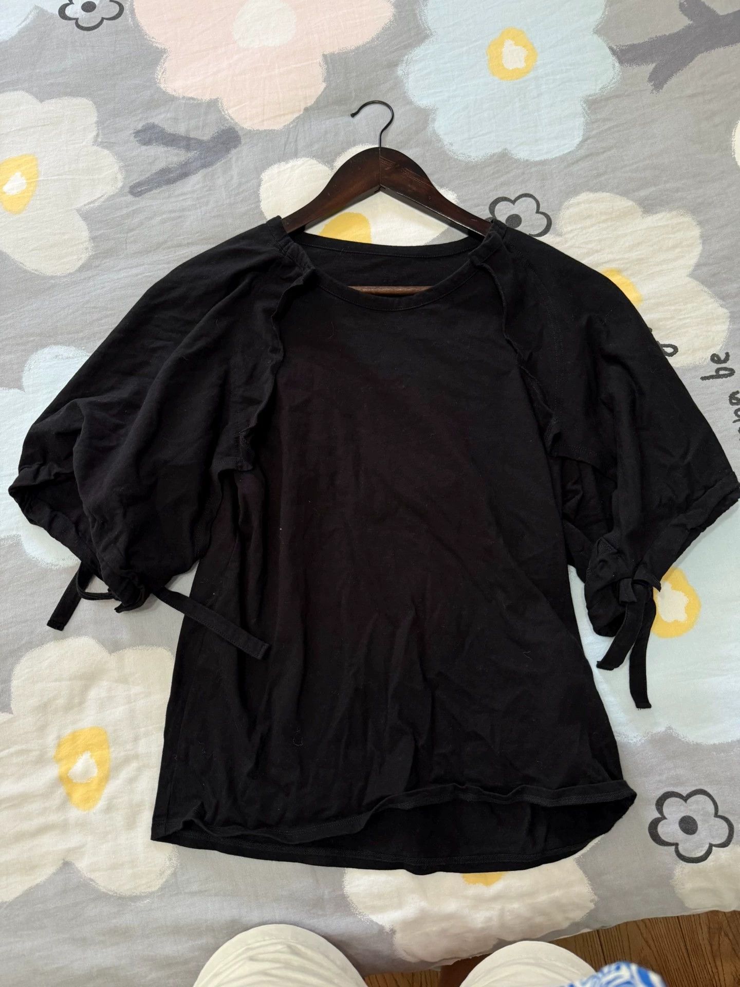 Yohji Yamamoto Yohji Yamamoto short-sleeve cross cutout no show 9/10 Size XS / US 0-2 / IT 36-38 - 1 Thumbnail