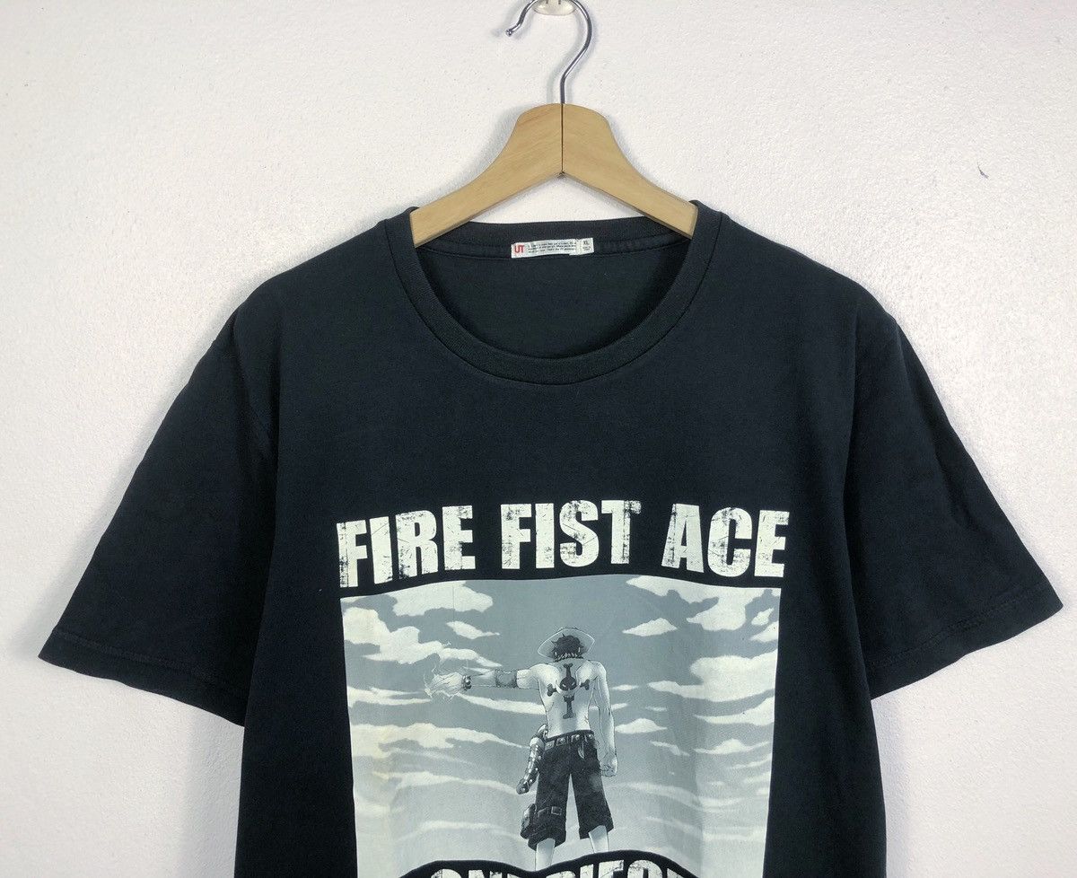 One Piece Uniqlo X One Piece Fire Fist Portgas D. Ace Anime Manga Tee Size US XL / EU 56 / 4 - 2 Thumbnail